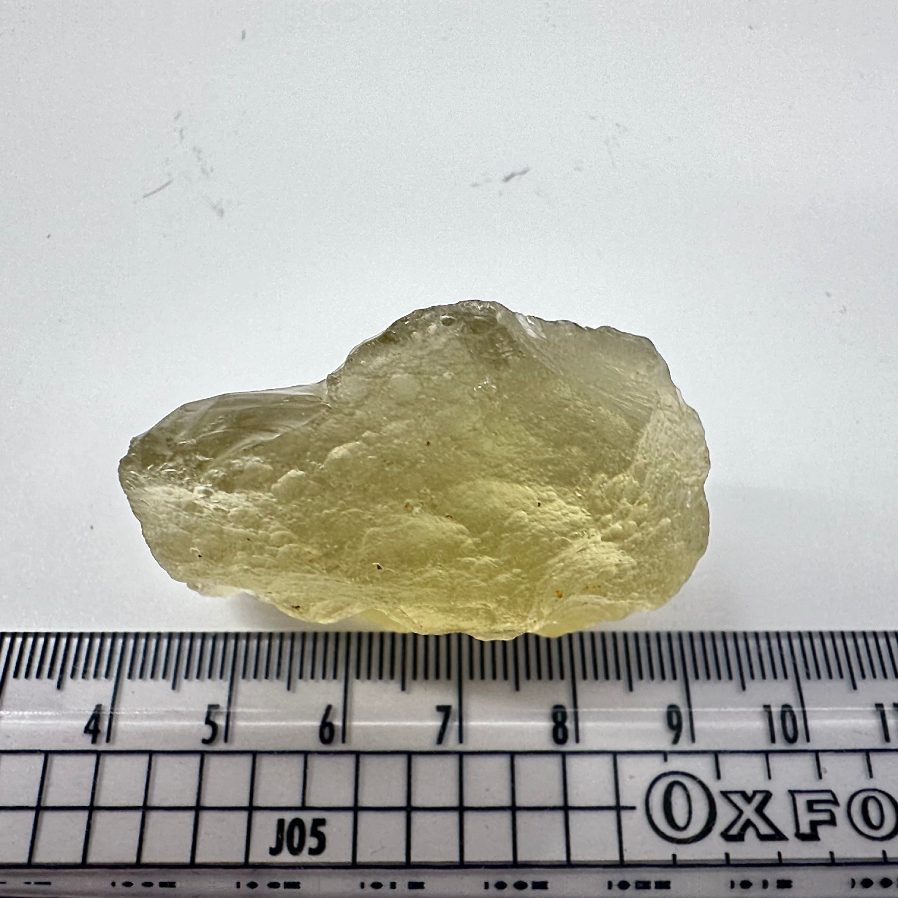 Libyan Desert Glass, 30.50gm, faceting grade, selected