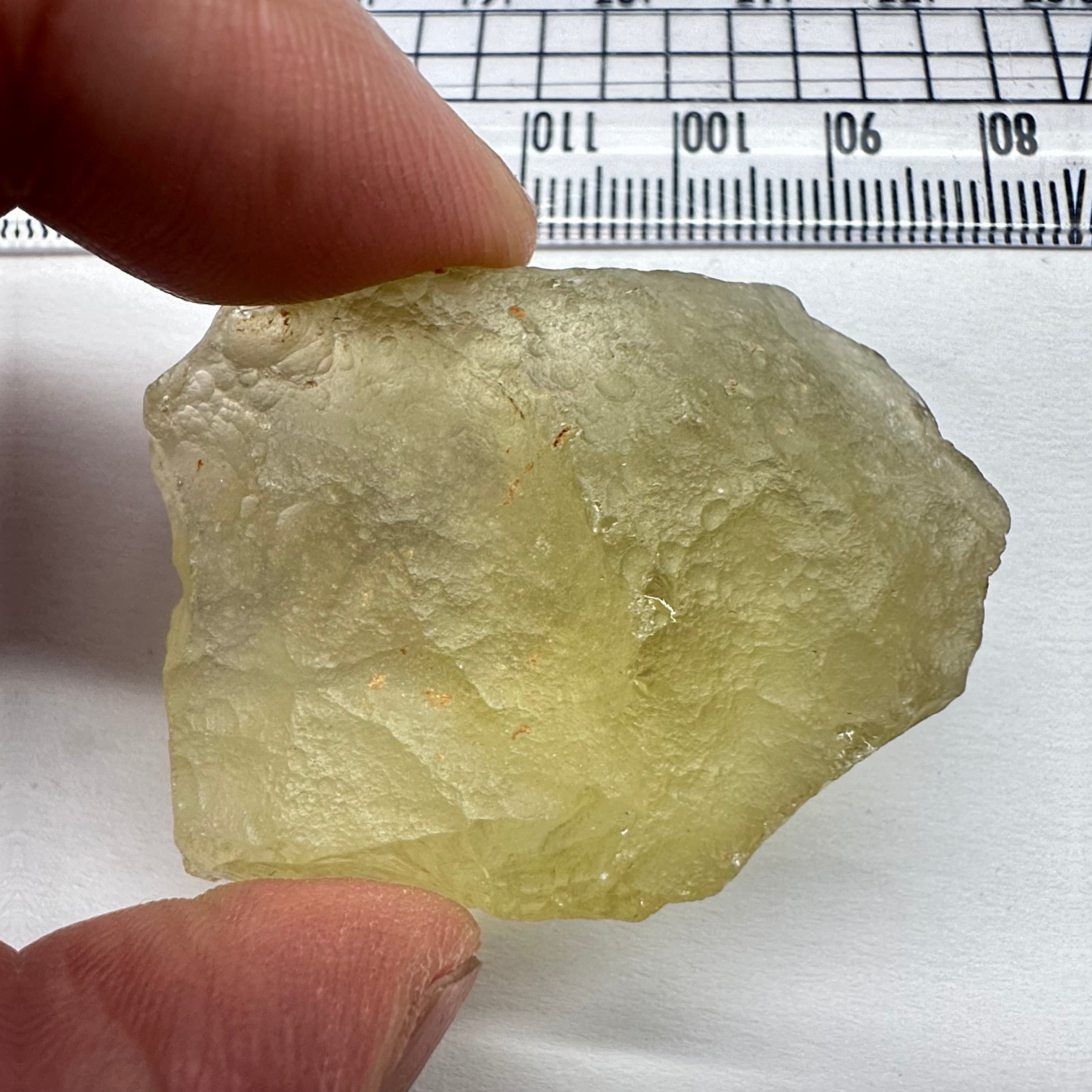 Libyan Desert Glass, 30.50gm, faceting grade, selected