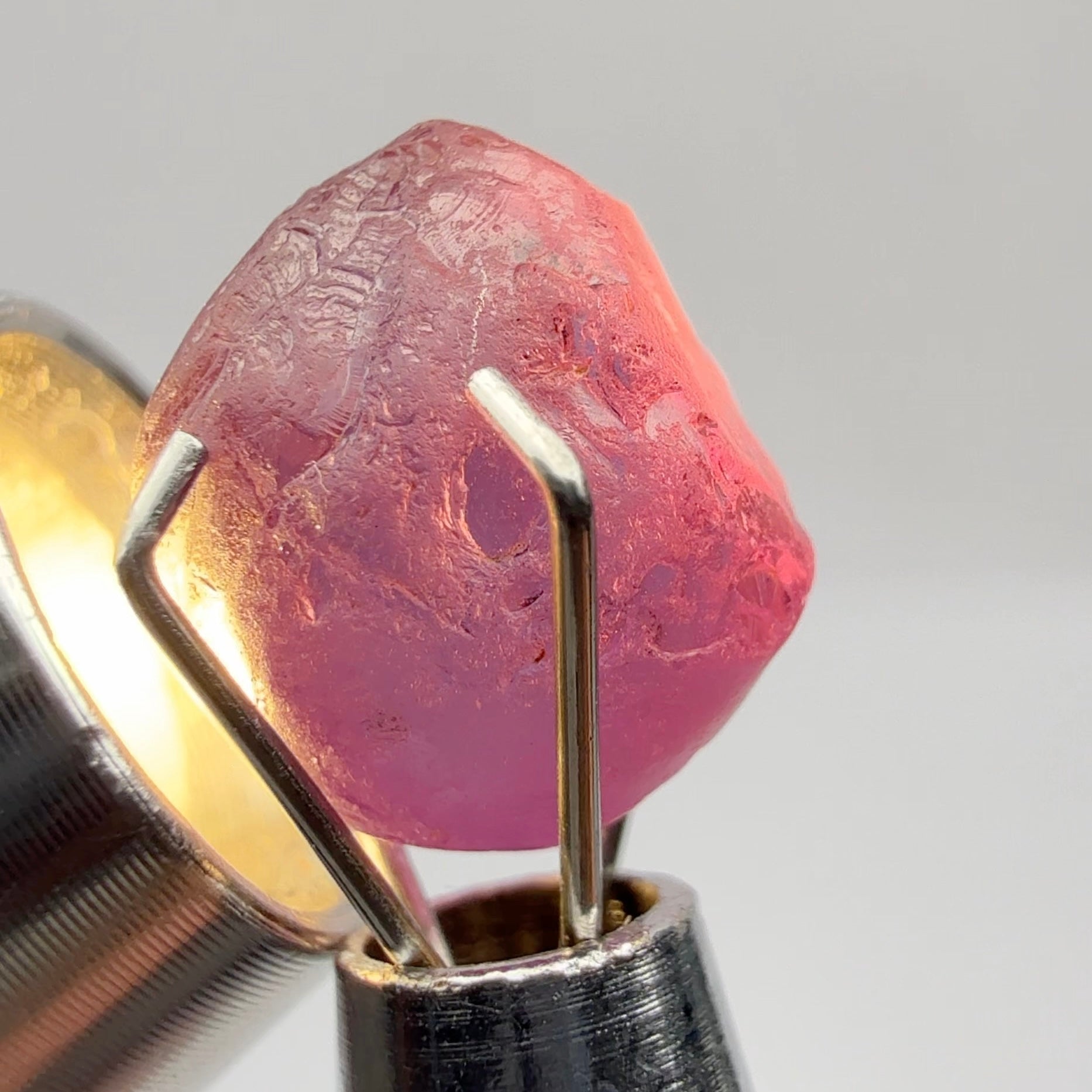 Colour Change Garnet, 4.17ct, Umba Valley, Tanzania, Untreated Unheated, beautiful stone, vs with very slight silk