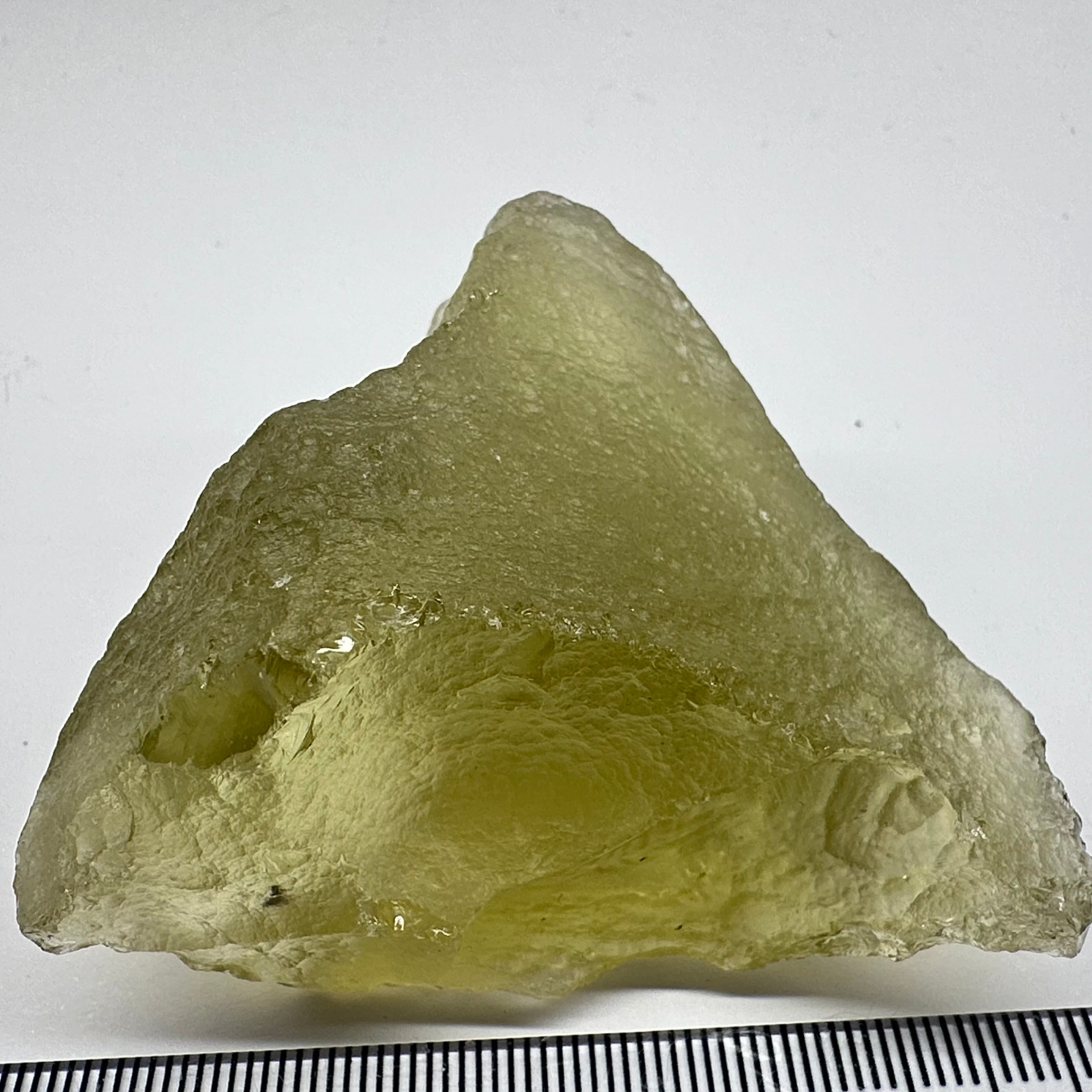 Libyan Desert Glass, 76.40gm, faceting grade, selected