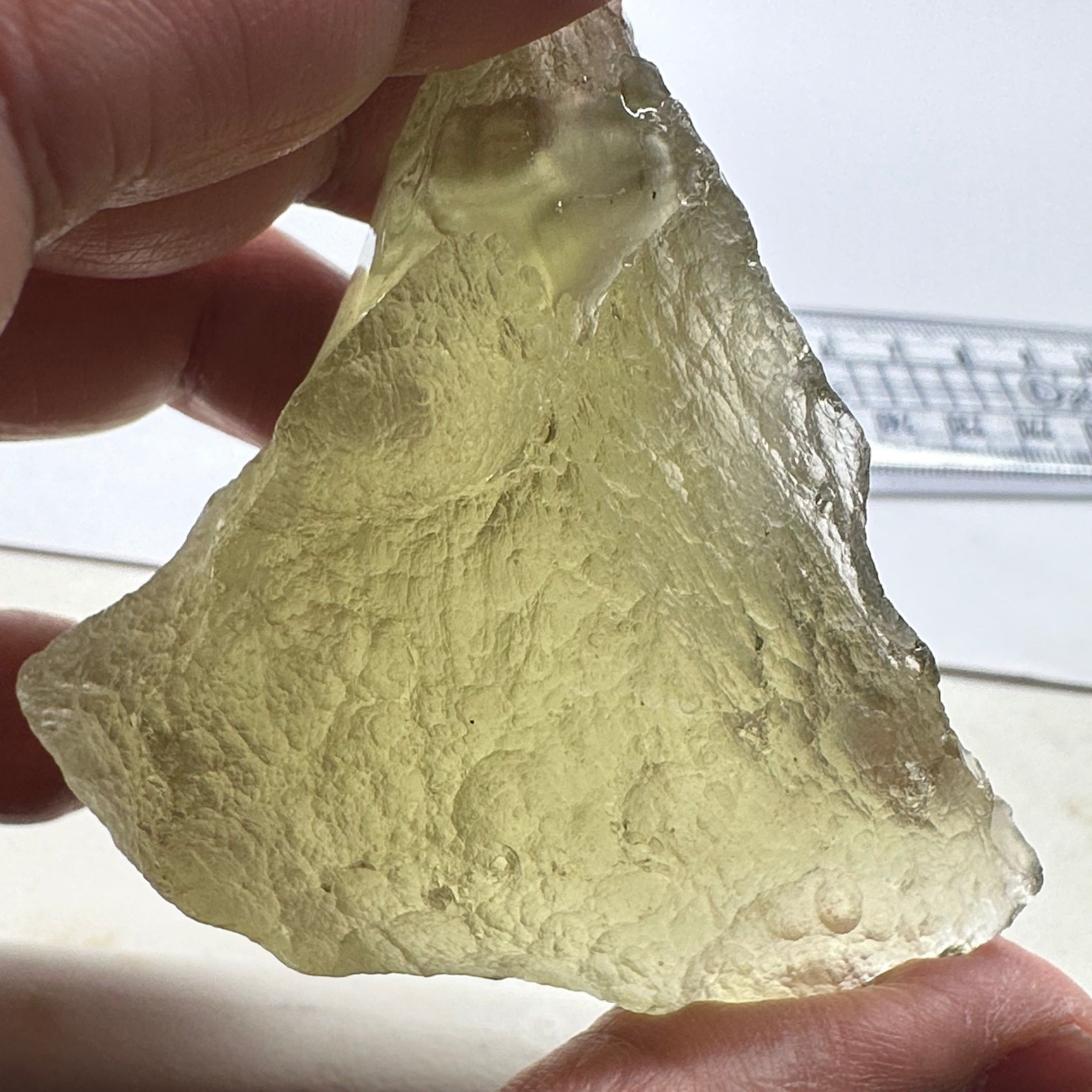 Libyan Desert Glass, 76.40gm, faceting grade, selected