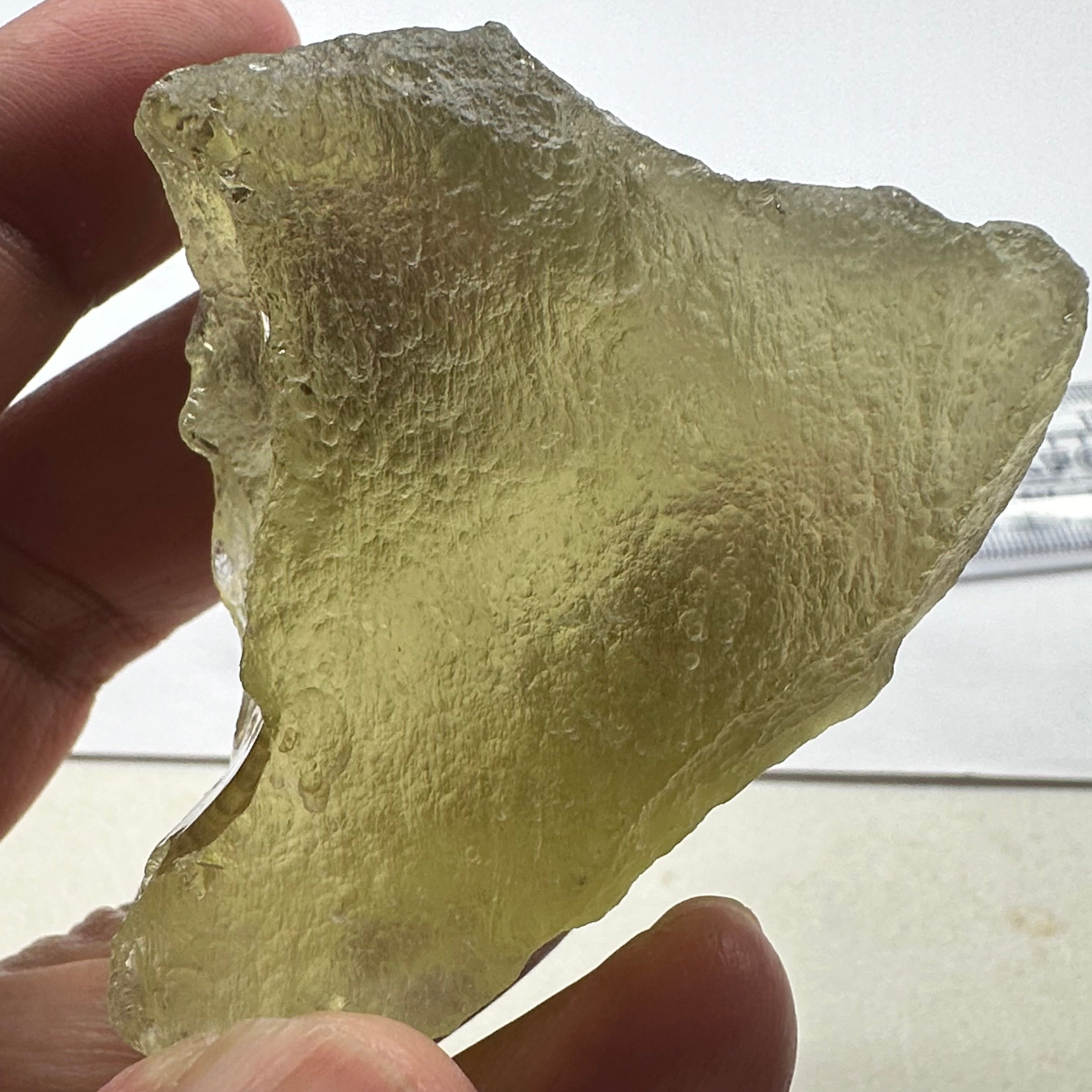 Libyan Desert Glass, 76.40gm, faceting grade, selected