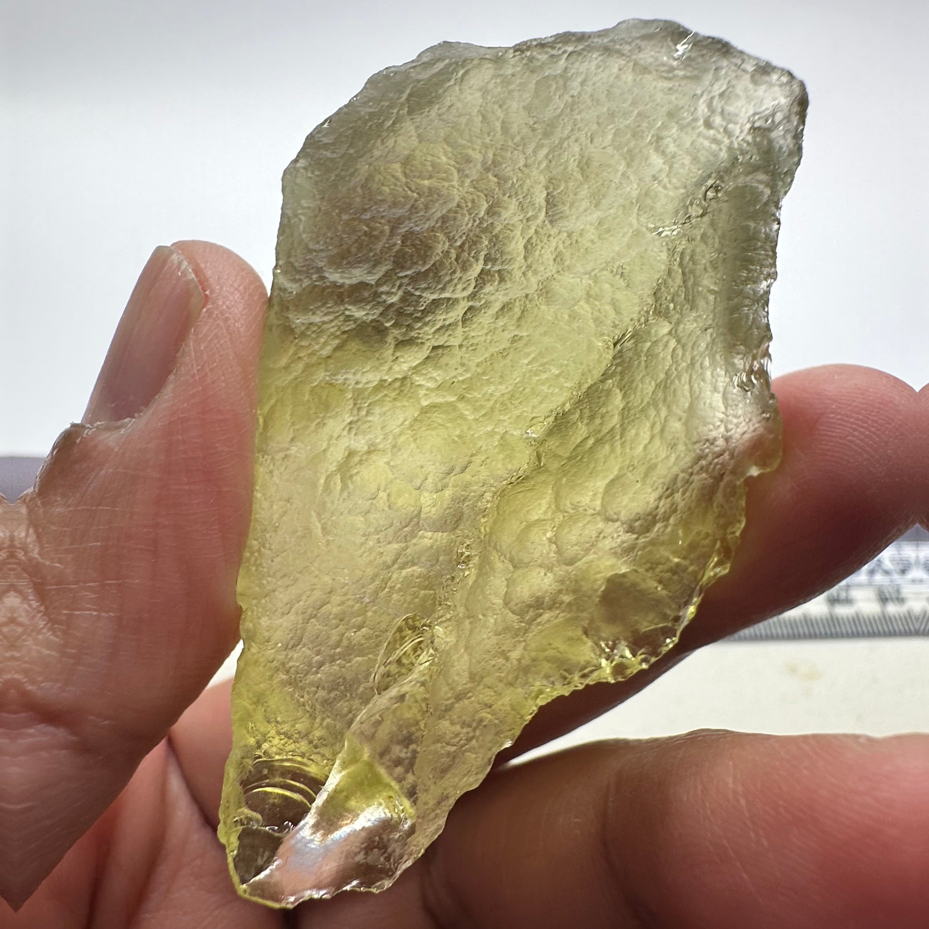 Libyan Desert Glass, 60.00gm, faceting grade, selected