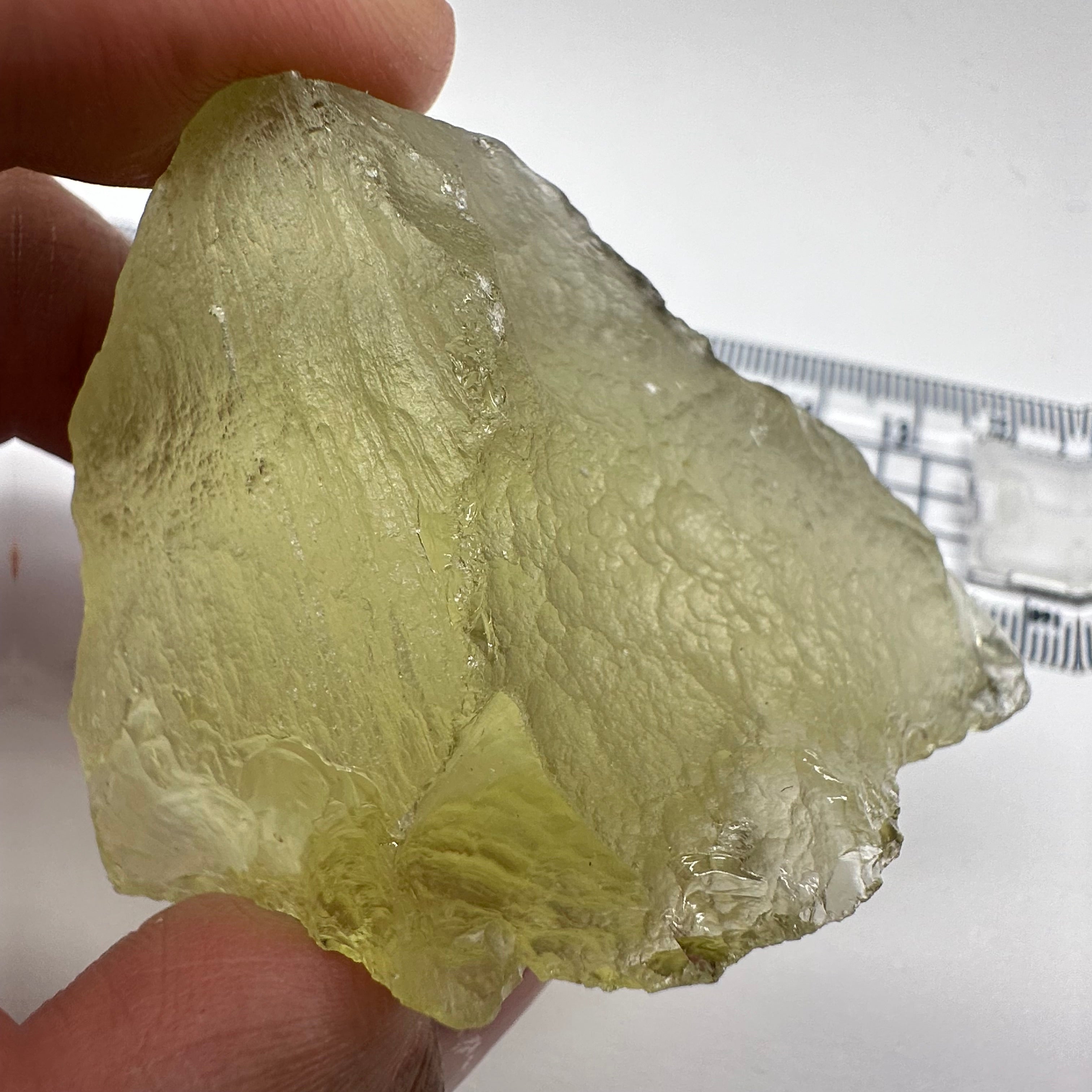 Libyan Desert Glass, 60.00gm, faceting grade, selected