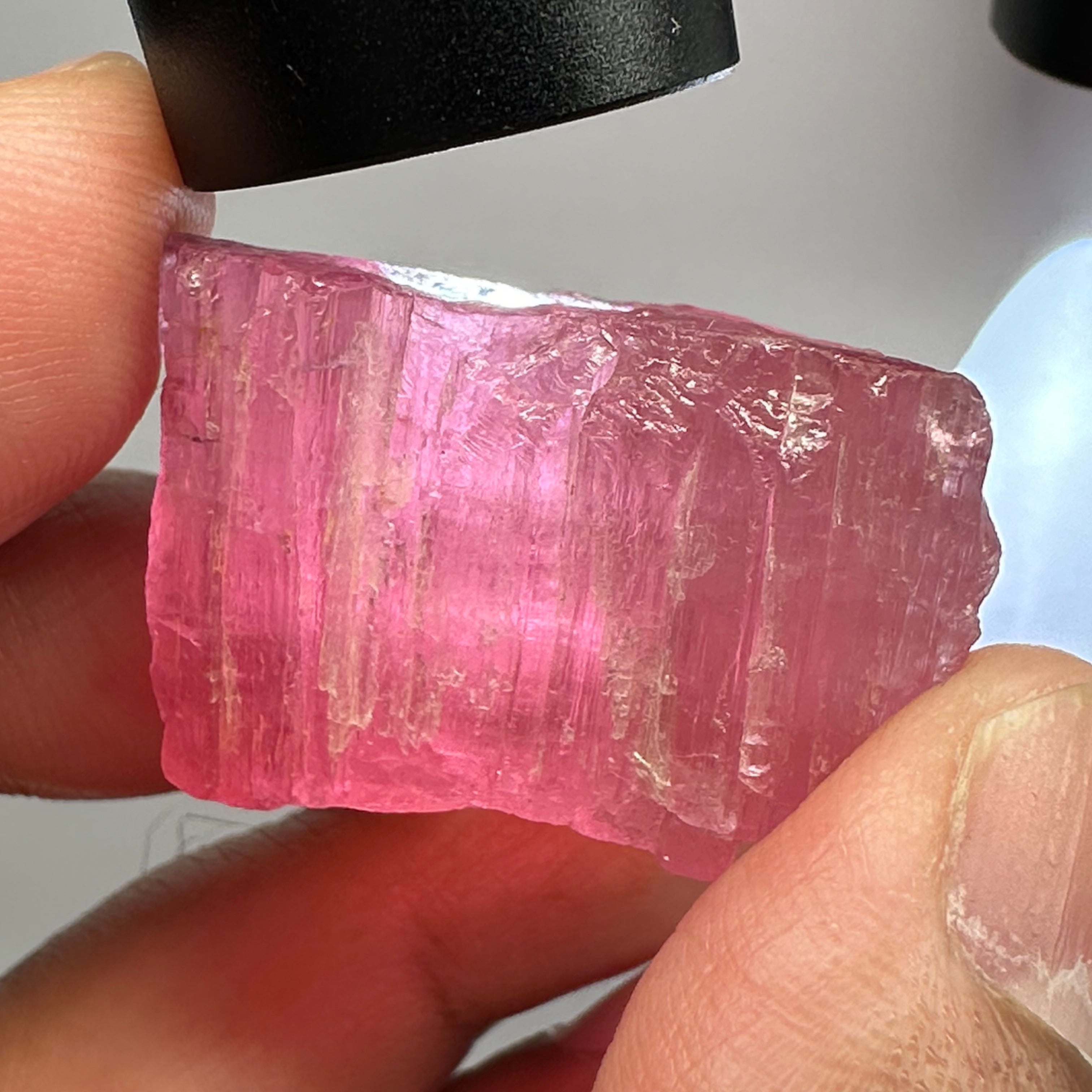 Tourmaline Crystal, 25.90gm, Untreated Unheated, cab/specimen grade