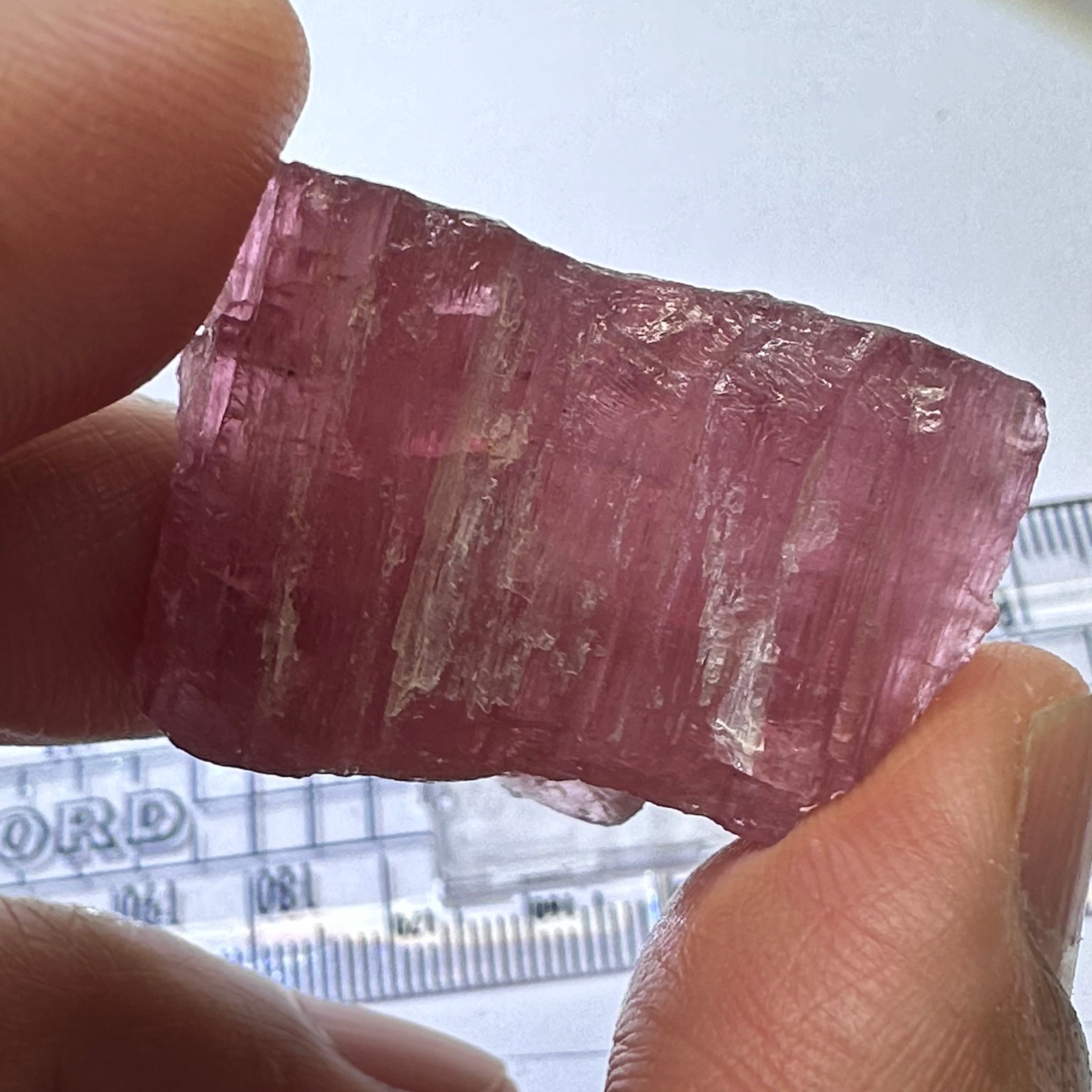 Tourmaline Crystal, 25.90gm, Untreated Unheated, cab/specimen grade