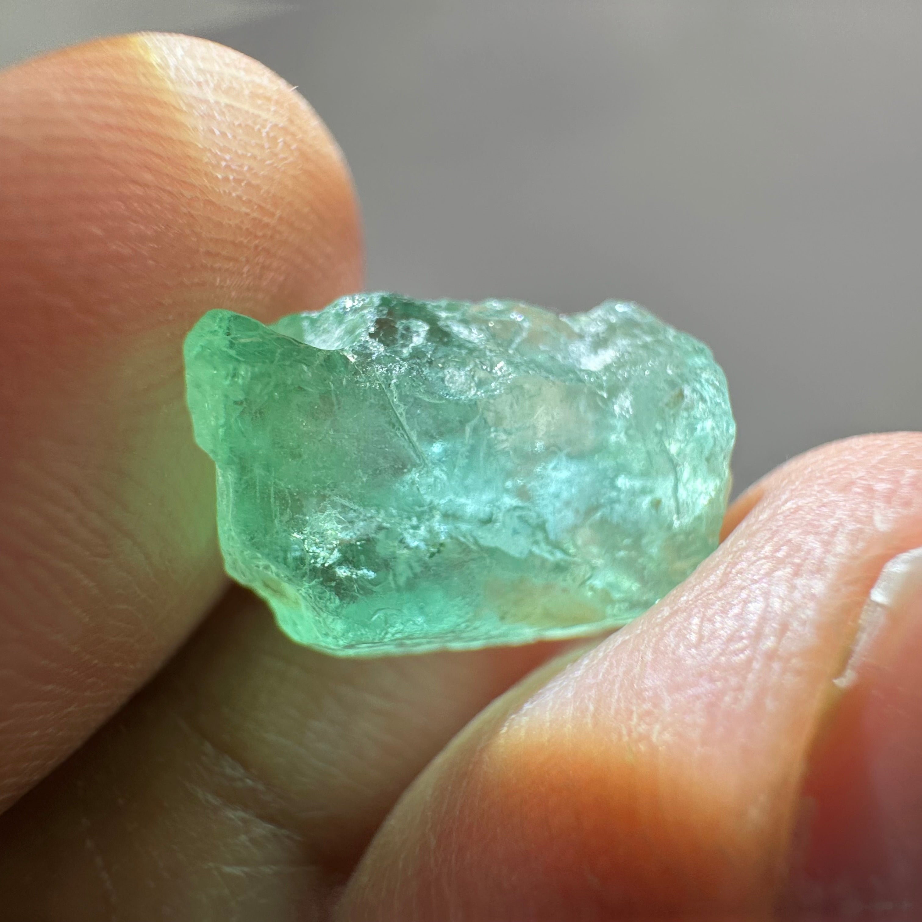 Emerald, 11.11ct, Tanzania, Untreated Unheated, No Oil, needs to be split into 2 stones down the middle, see pictures to understand it