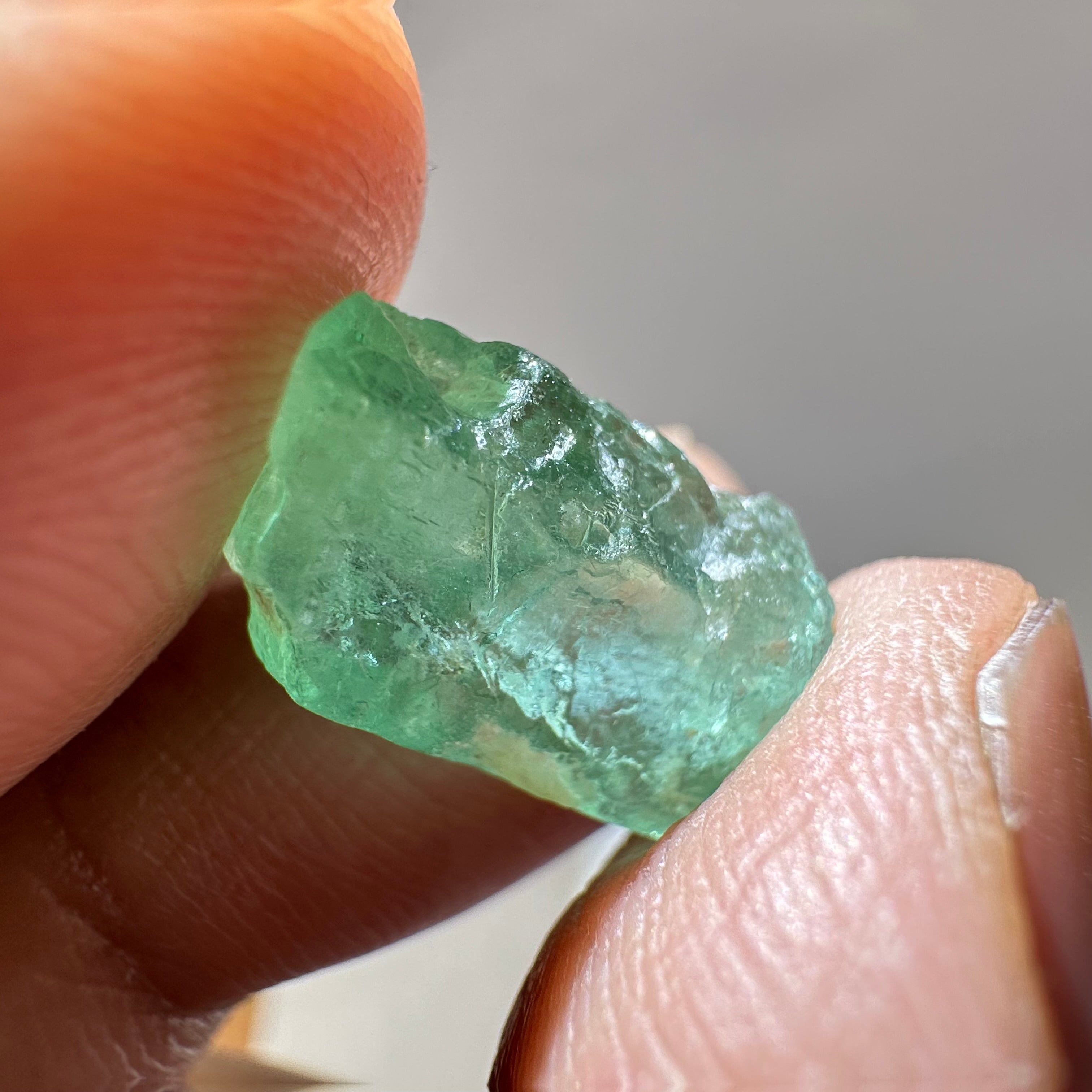 Emerald, 11.11ct, Tanzania, Untreated Unheated, No Oil, needs to be split into 2 stones down the middle, see pictures to understand it