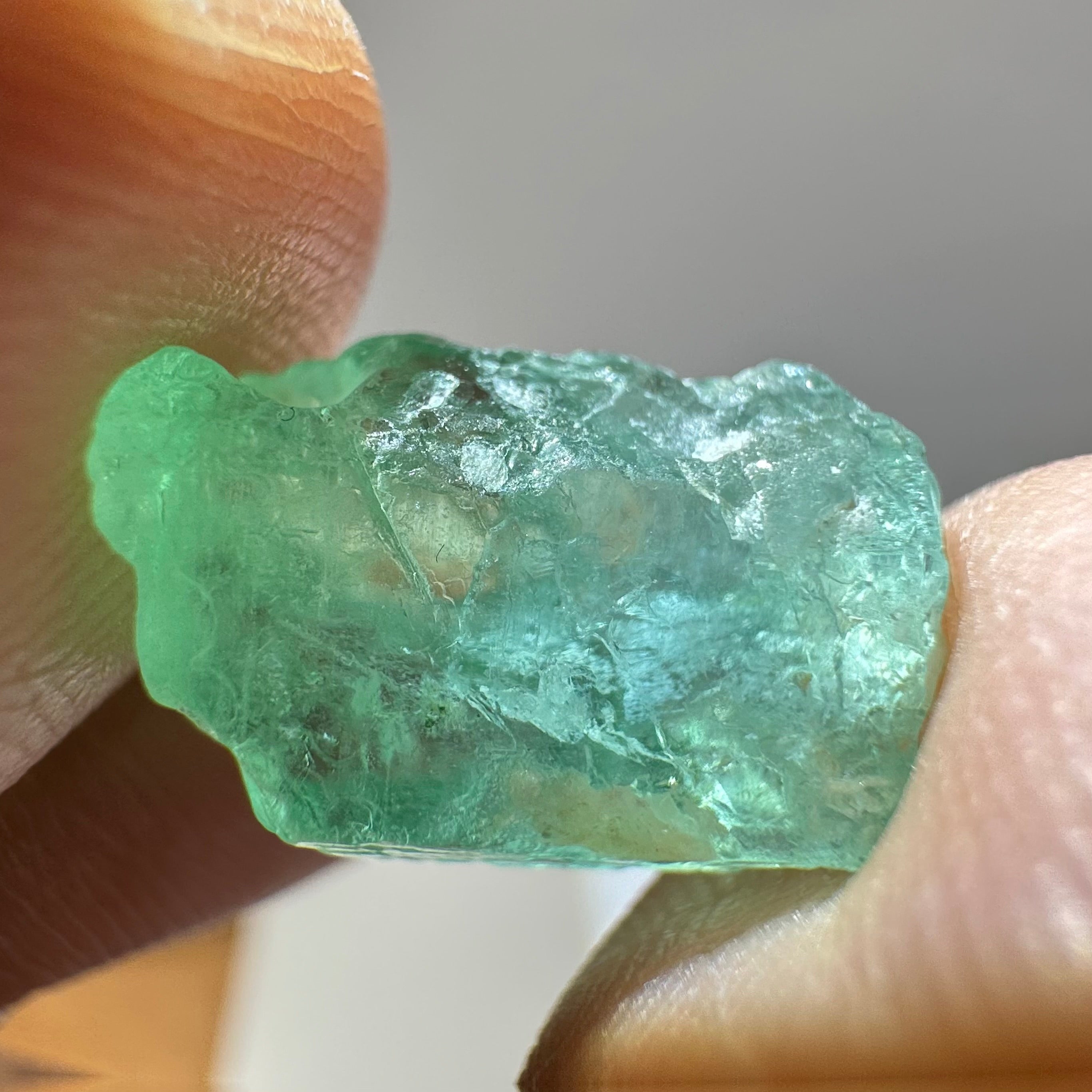 Emerald, 11.11ct, Tanzania, Untreated Unheated, No Oil, needs to be split into 2 stones down the middle, see pictures to understand it