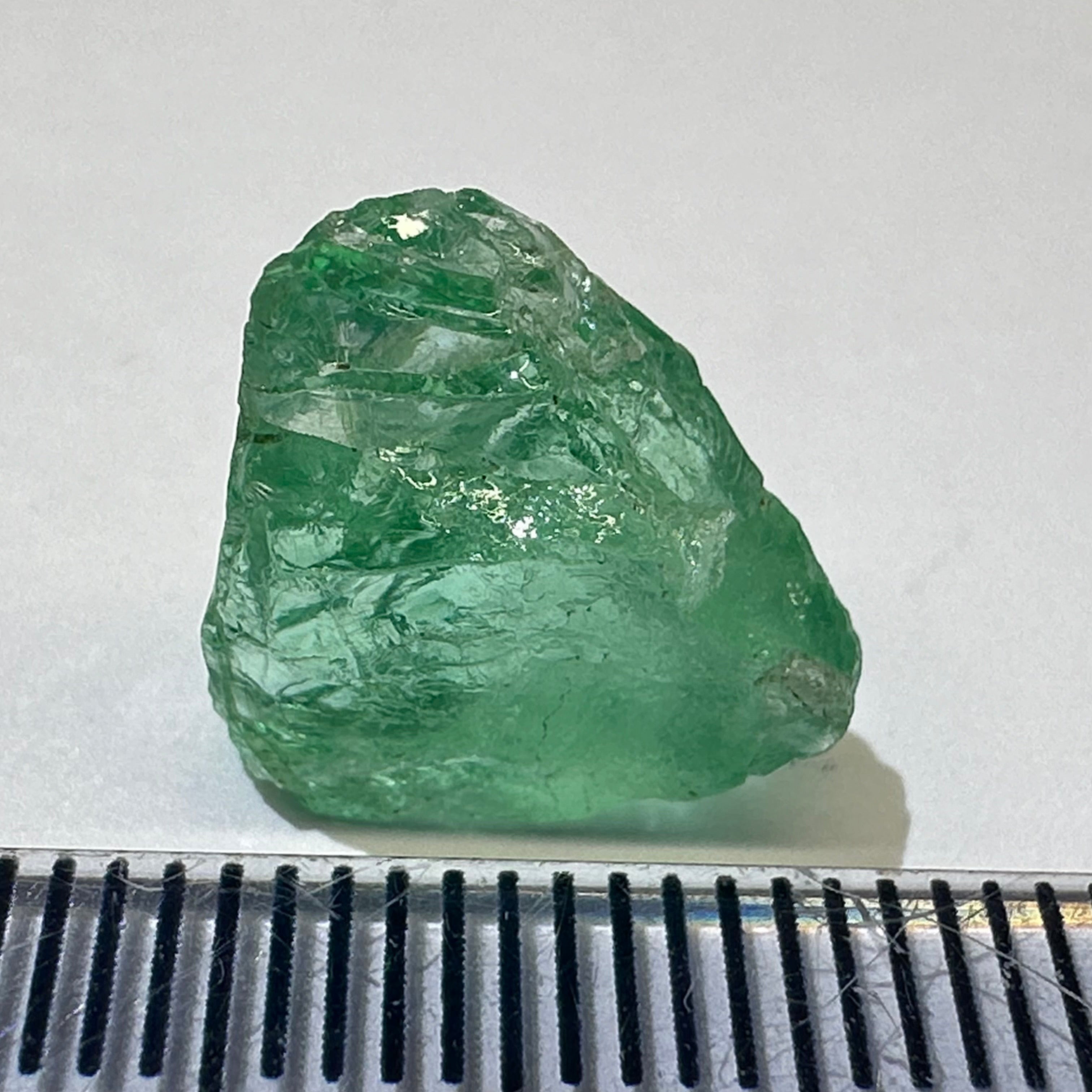 Emerald, 6.51ct, Tanzania, Untreated Unheated, No Oil, clean, no cracks just slight silk, see pictures