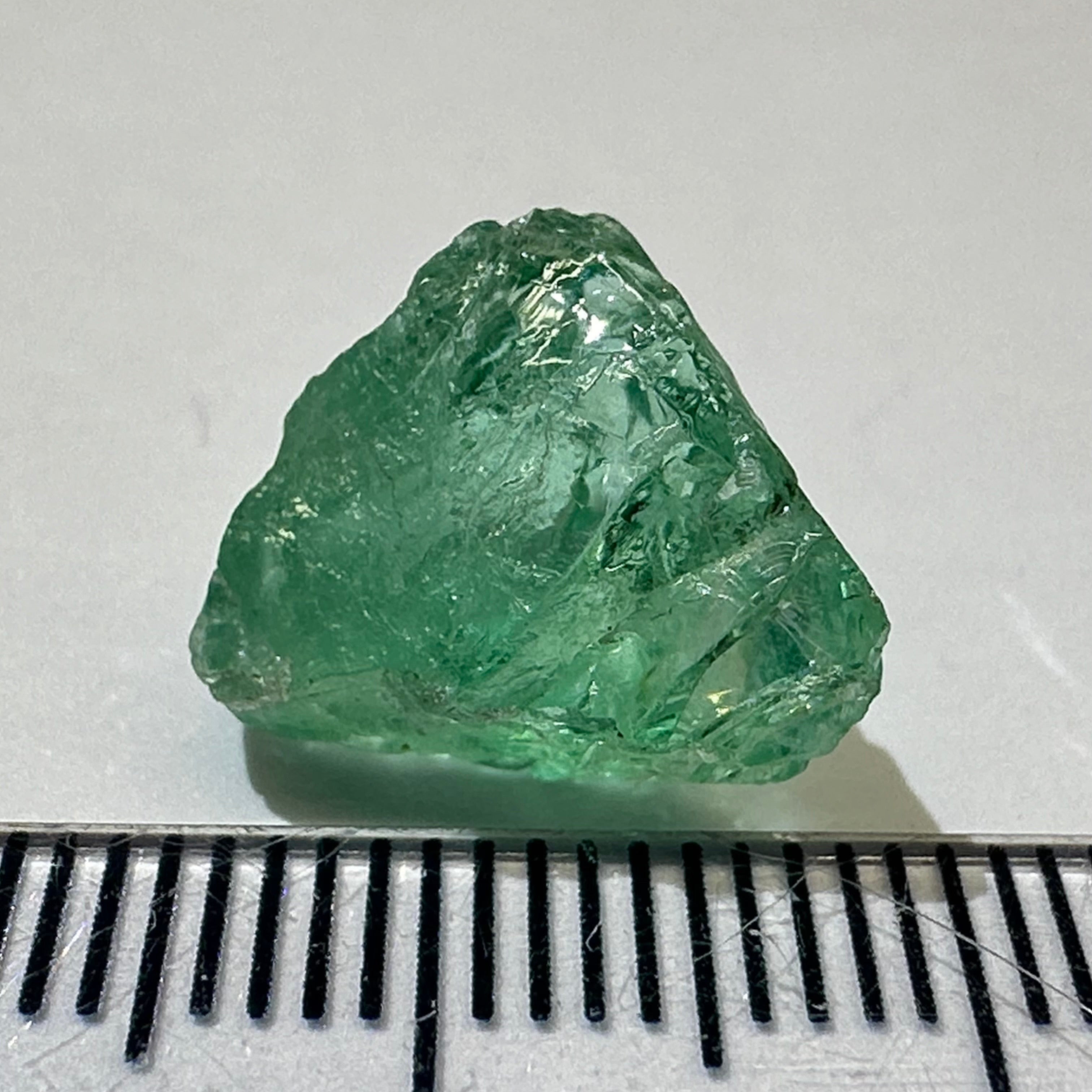 Emerald, 6.51ct, Tanzania, Untreated Unheated, No Oil, clean, no cracks just slight silk, see pictures