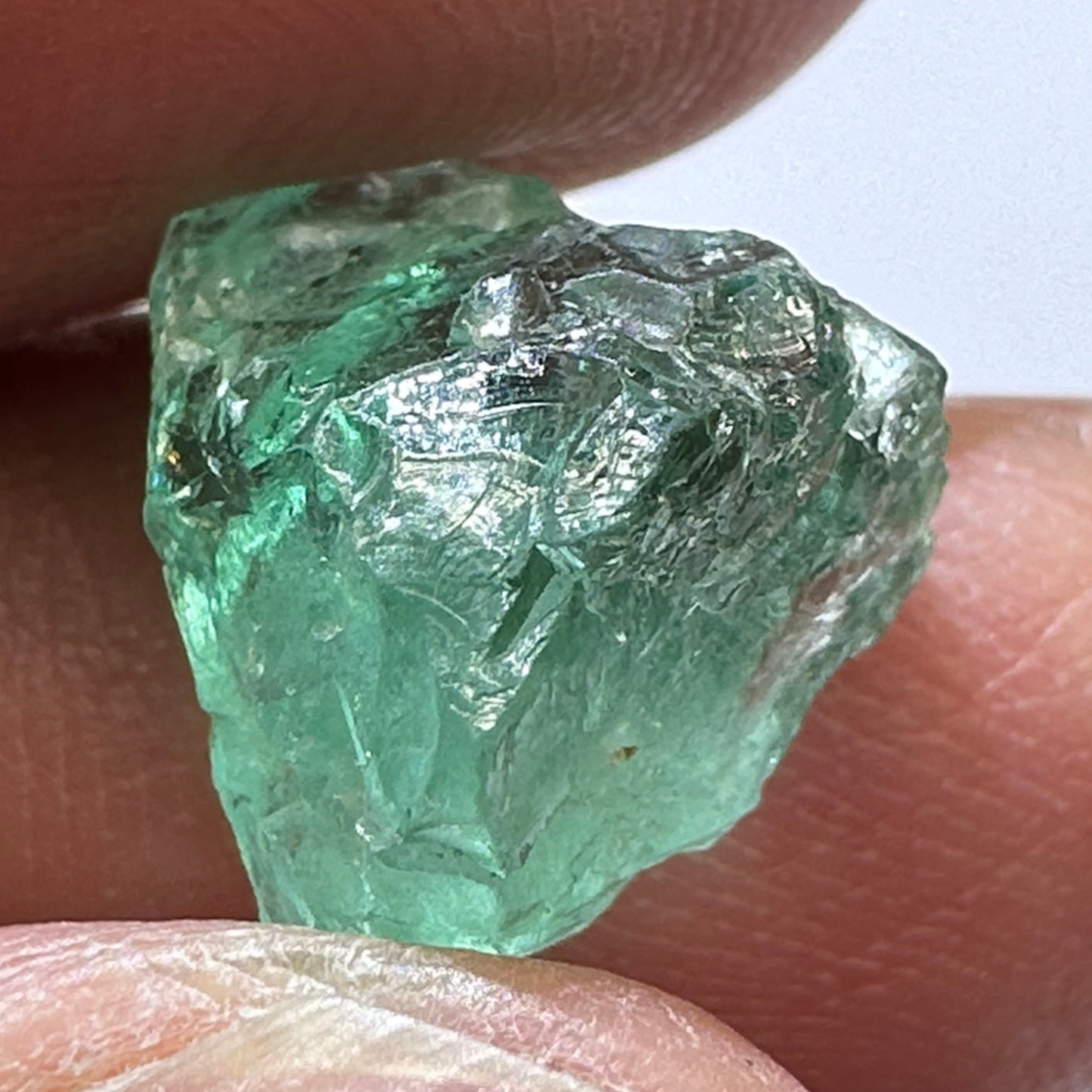 Emerald, 6.51ct, Tanzania, Untreated Unheated, No Oil, clean, no cracks just slight silk, see pictures