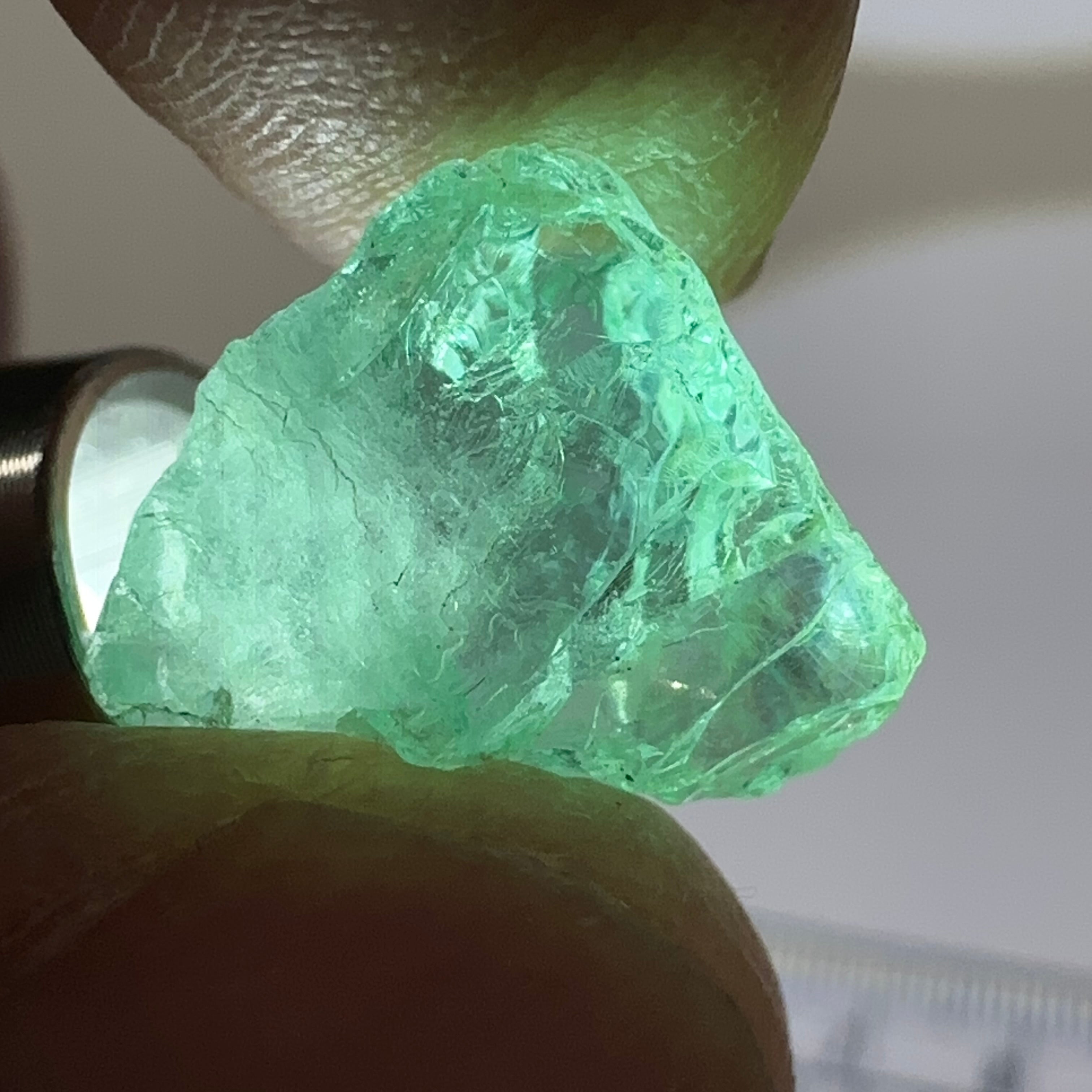 Emerald, 6.51ct, Tanzania, Untreated Unheated, No Oil, clean, no cracks just slight silk, see pictures