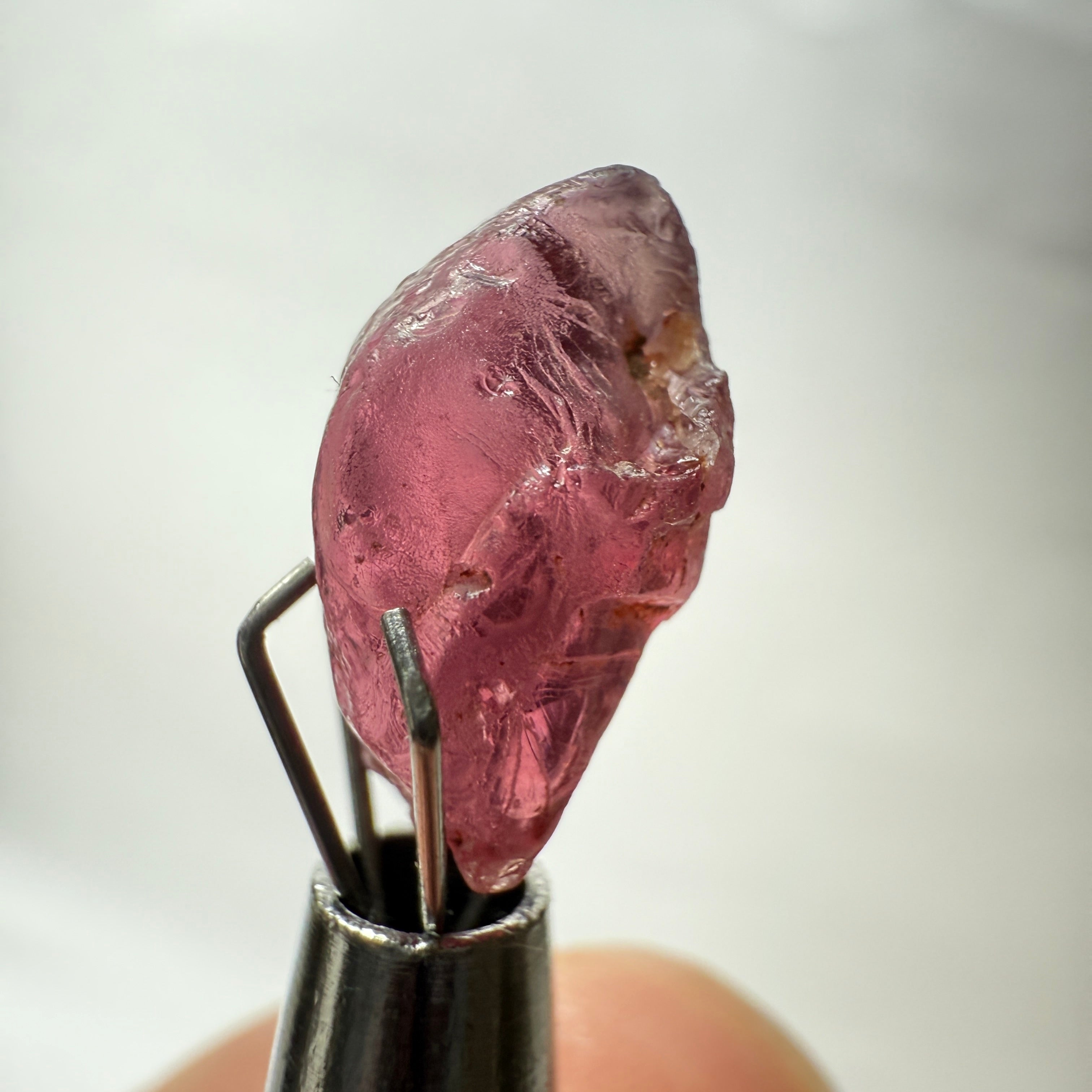 Rhodolite Garnet Colour Shifting, 5.50ct, Umba, Tanzania, Untreated Untreated. vs