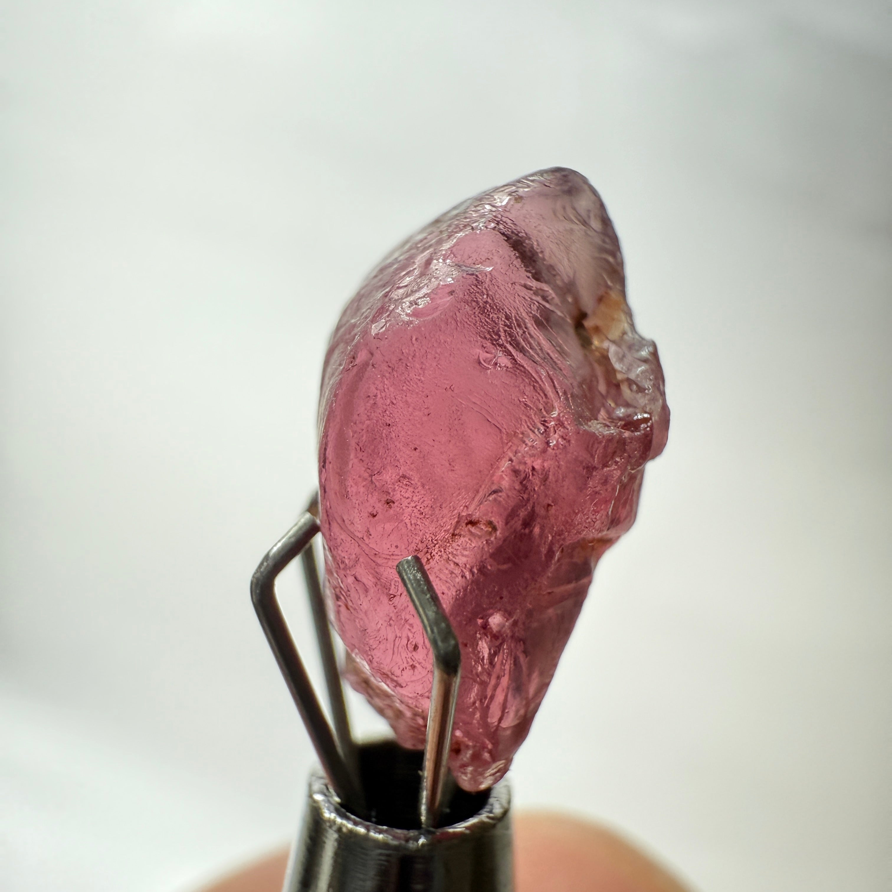 Rhodolite Garnet Colour Shifting, 5.50ct, Umba, Tanzania, Untreated Untreated. vs