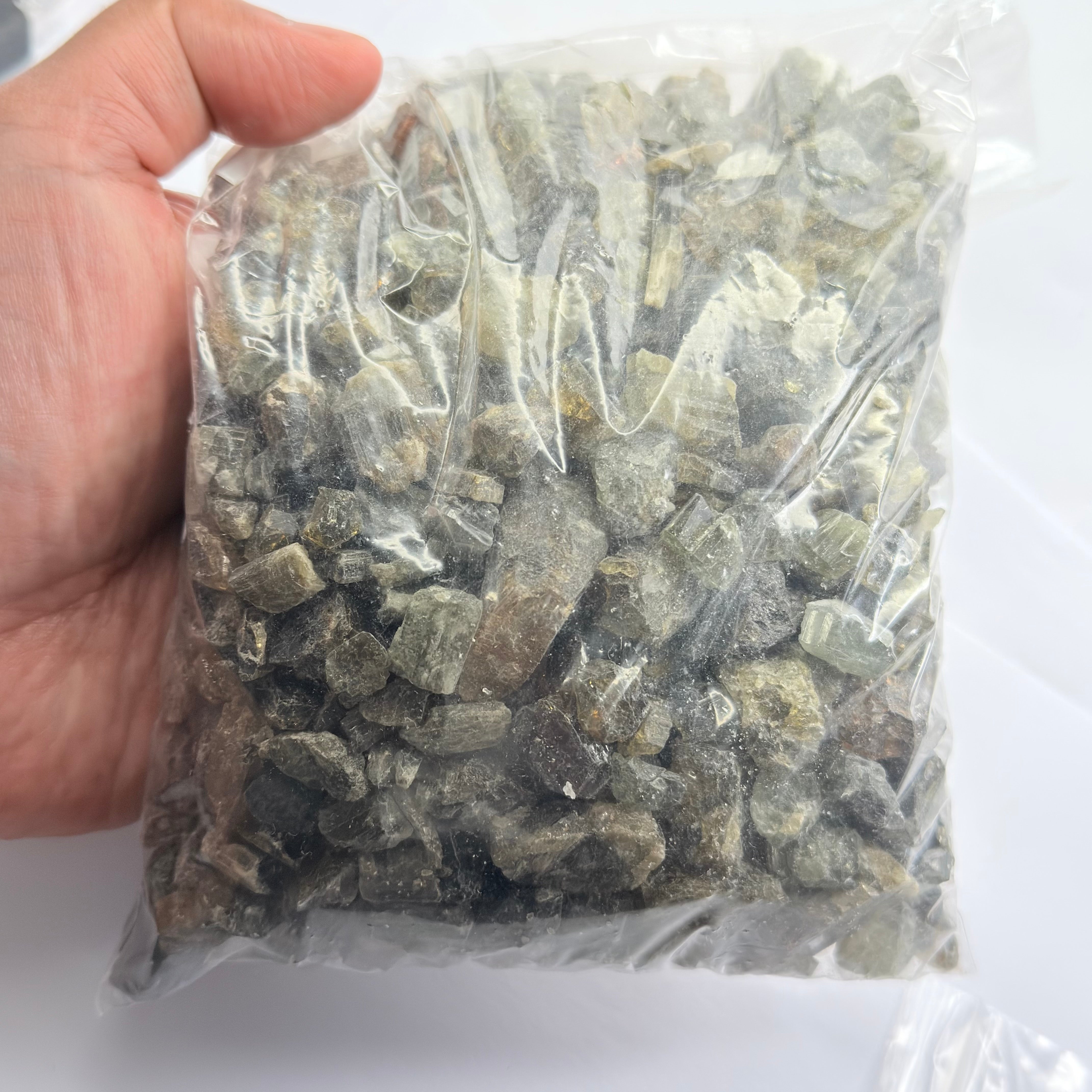Tourmaline Lot, 1202gm, Mwajanga, Tanzania, Untreated Unheated, Mine Run crystal lot, specimen and cabbing grade rough, Good for selling at shows, shop window displays and for retail, lots of pictures of what individual stones look like
