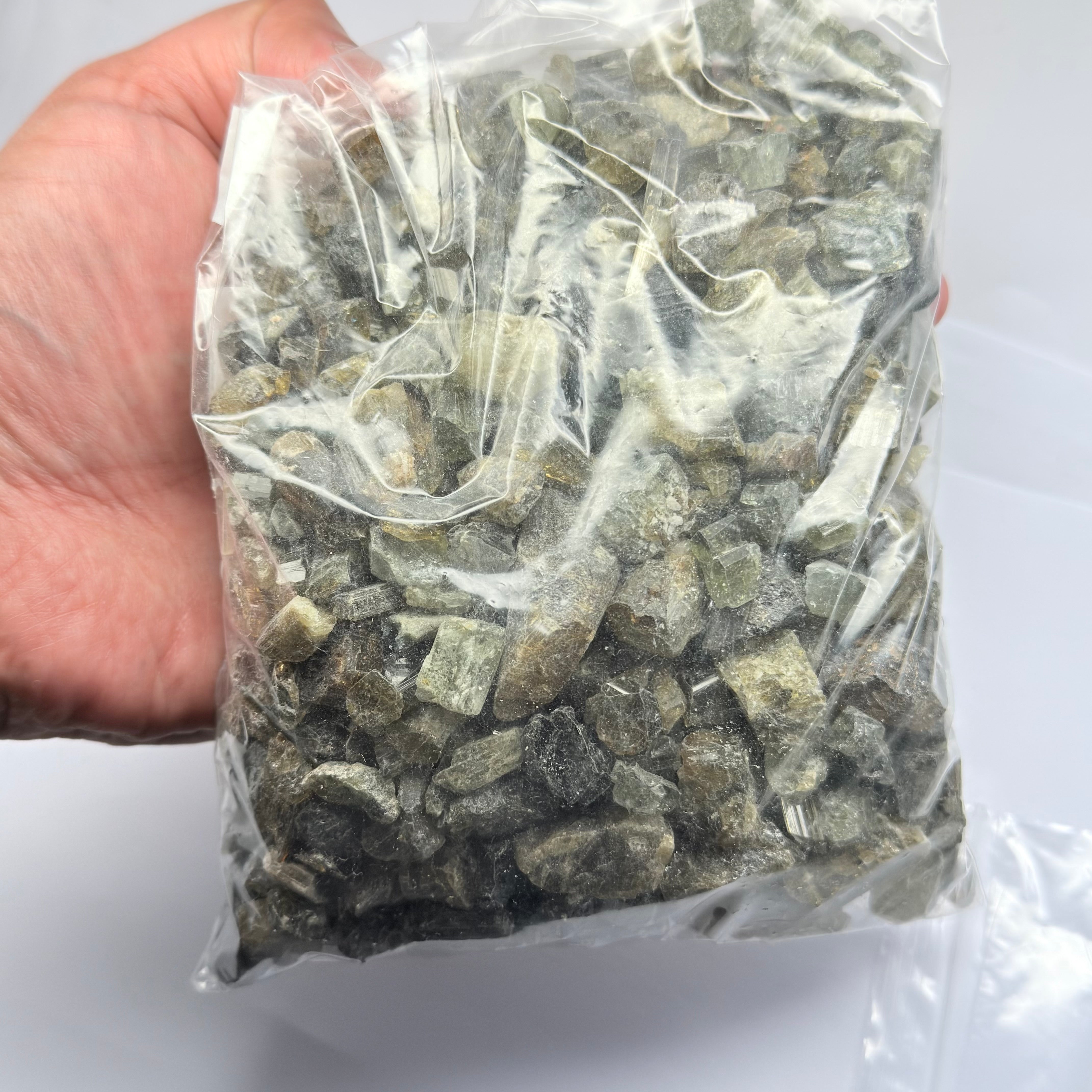 Tourmaline Lot, 1202gm, Mwajanga, Tanzania, Untreated Unheated, Mine Run crystal lot, specimen and cabbing grade rough, Good for selling at shows, shop window displays and for retail, lots of pictures of what individual stones look like