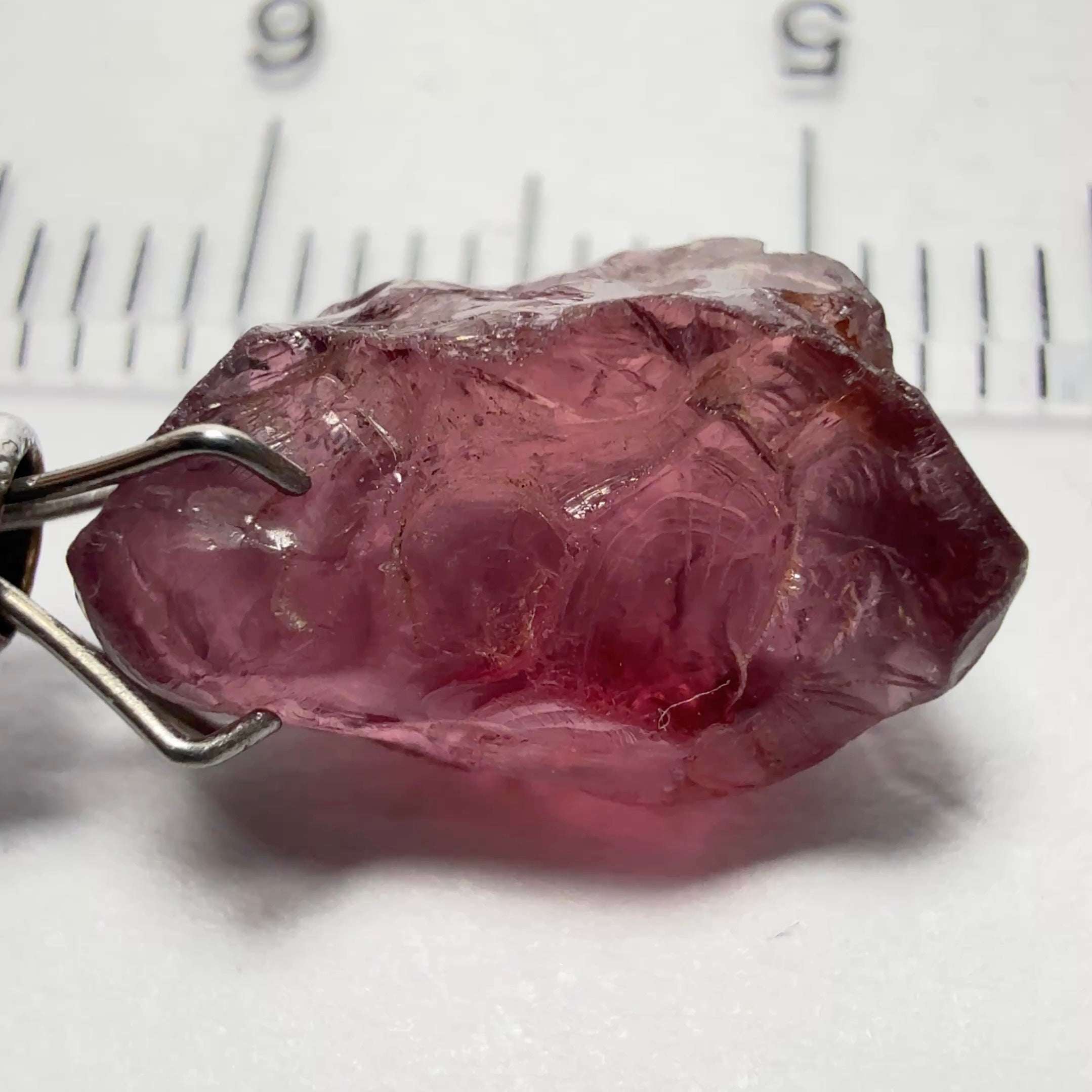 Rhodolite Garnet Colour Shifting, 5.74ct, Umba, Tanzania, Untreated Untreated. Slight issues on the outside, will come off on faceting, rest vvs