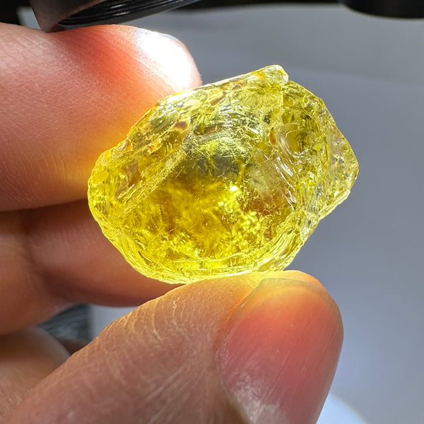 Canary Yellow Tourmaline, 36.96ct, Tanzania, Untreated Untreated, VVS-IF with 2 very very fine needles passing on one side, difficult to see even with bright lights