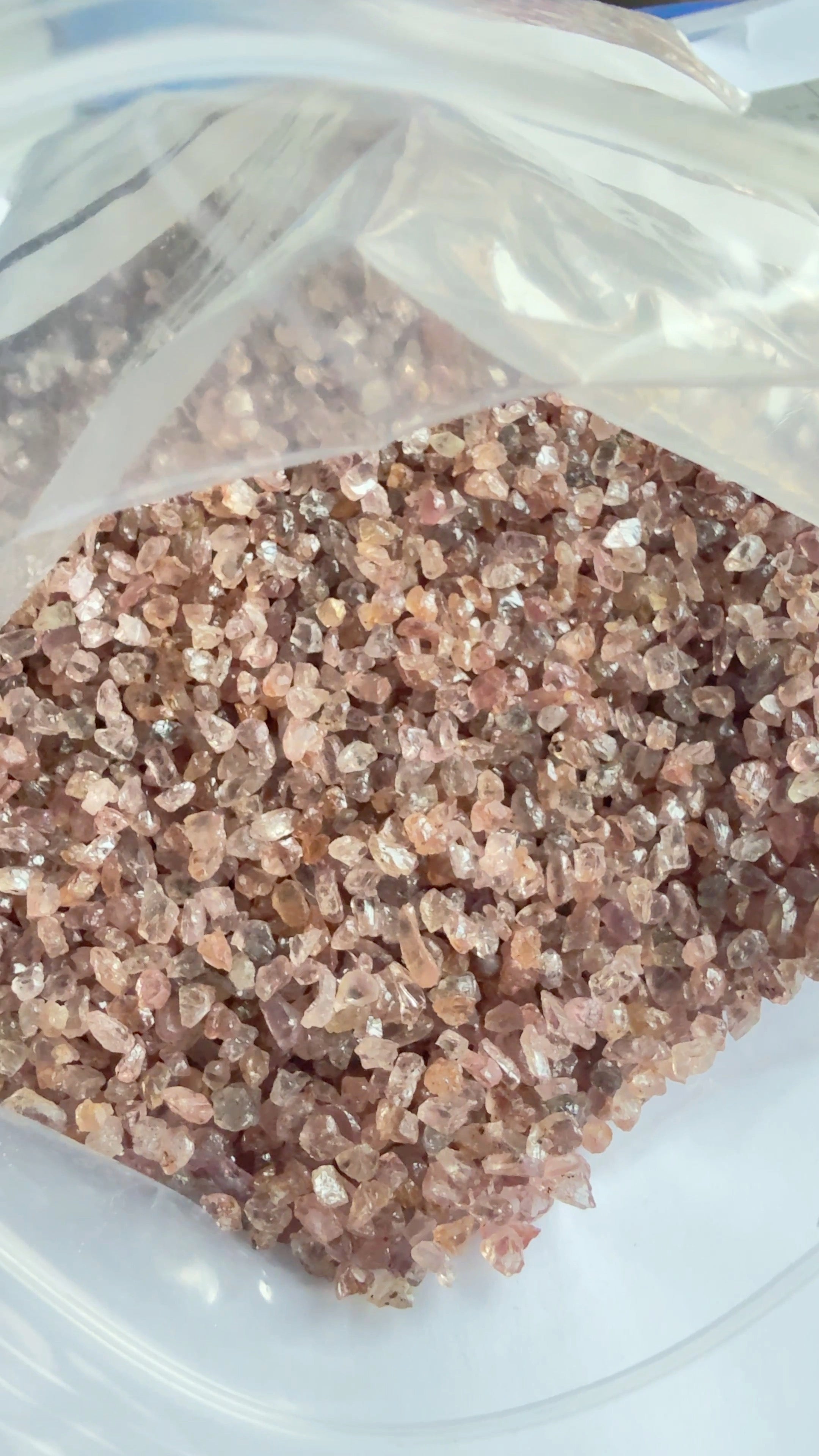 Dragon Garnet Melee Size Rough Lot, 1846gm / 9230ct, av size 0.22ct, Tanzania, price is for the lot, very small, use for melee, fish tank, artwork, anything really, almost all are fluorescent under uv, see pics and videos