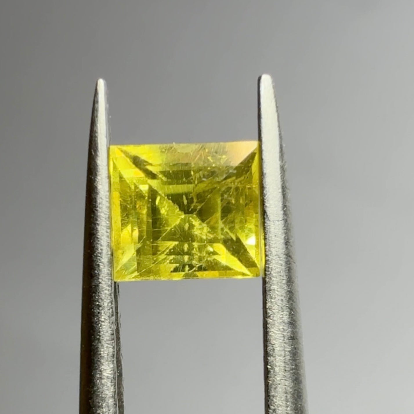 Danburite, 0.69ct, Tanzania, Untreated Unheated