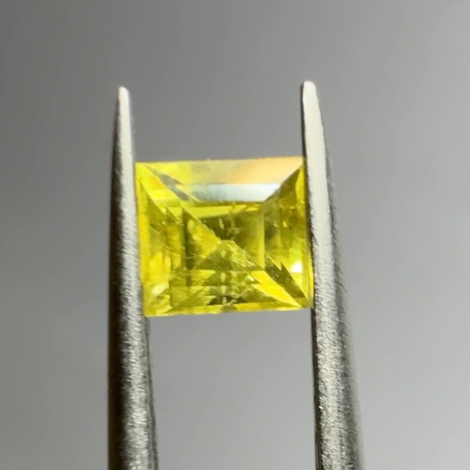 Danburite, 0.69ct, Tanzania, Untreated Unheated