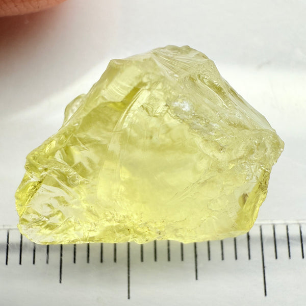 Heliodor, 14.40ct, Tanzania, Untreated Unheated, veil inside, rest vvs-if clean, I have circled the veil in 2 photos on 2 axis