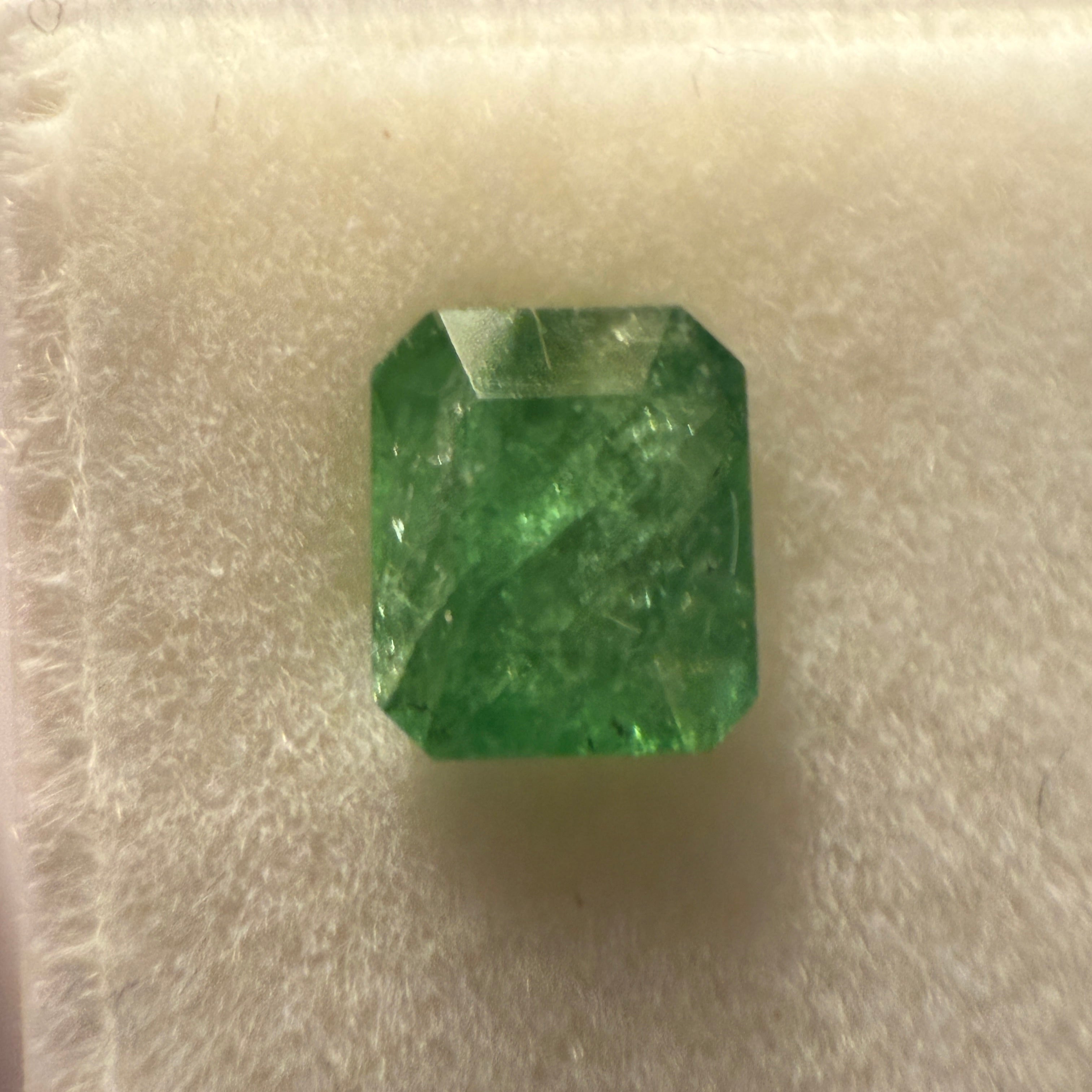 Tsavorite Garnet, 0.94ct, Kenya, Unheated Untreated, native cut.