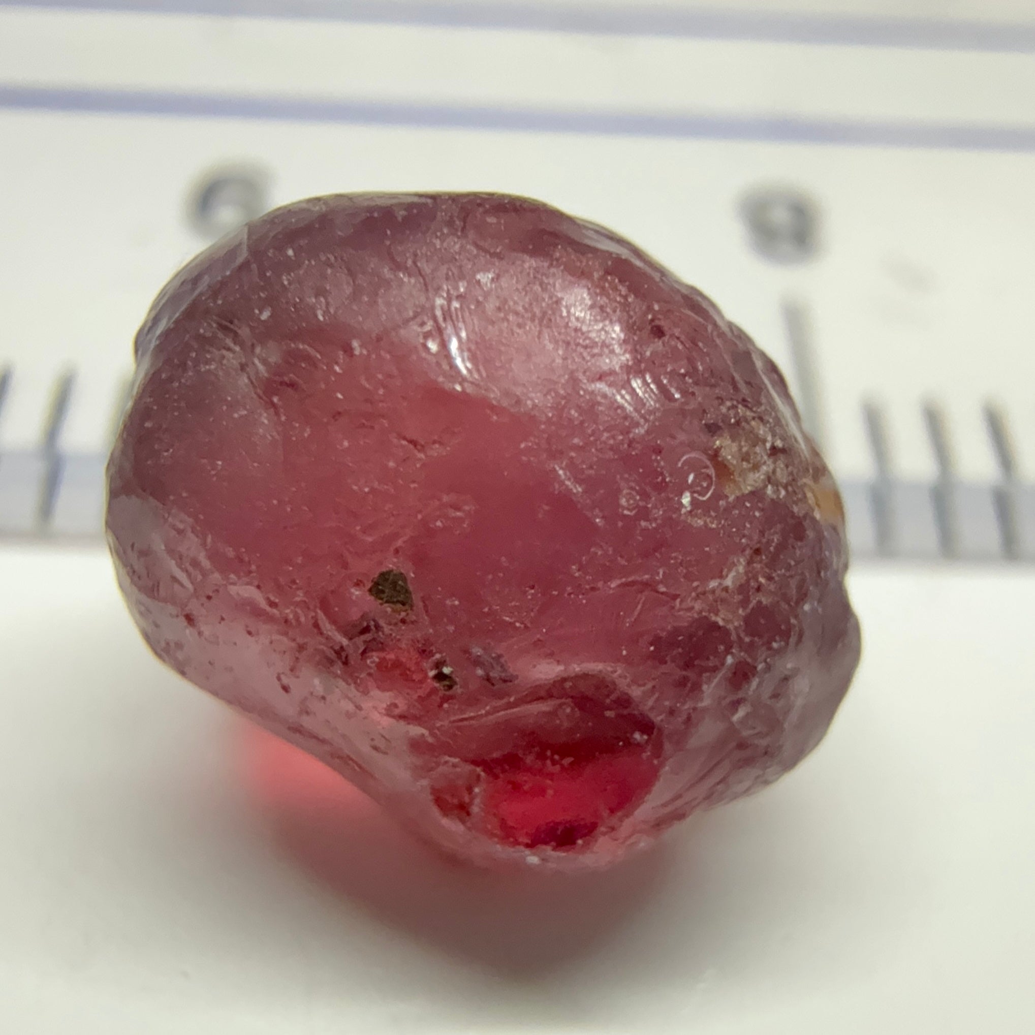 Rhodolite Garnet Colour Shifting, 5.40ct, Umba, Tanzania, Untreated Untreated. si