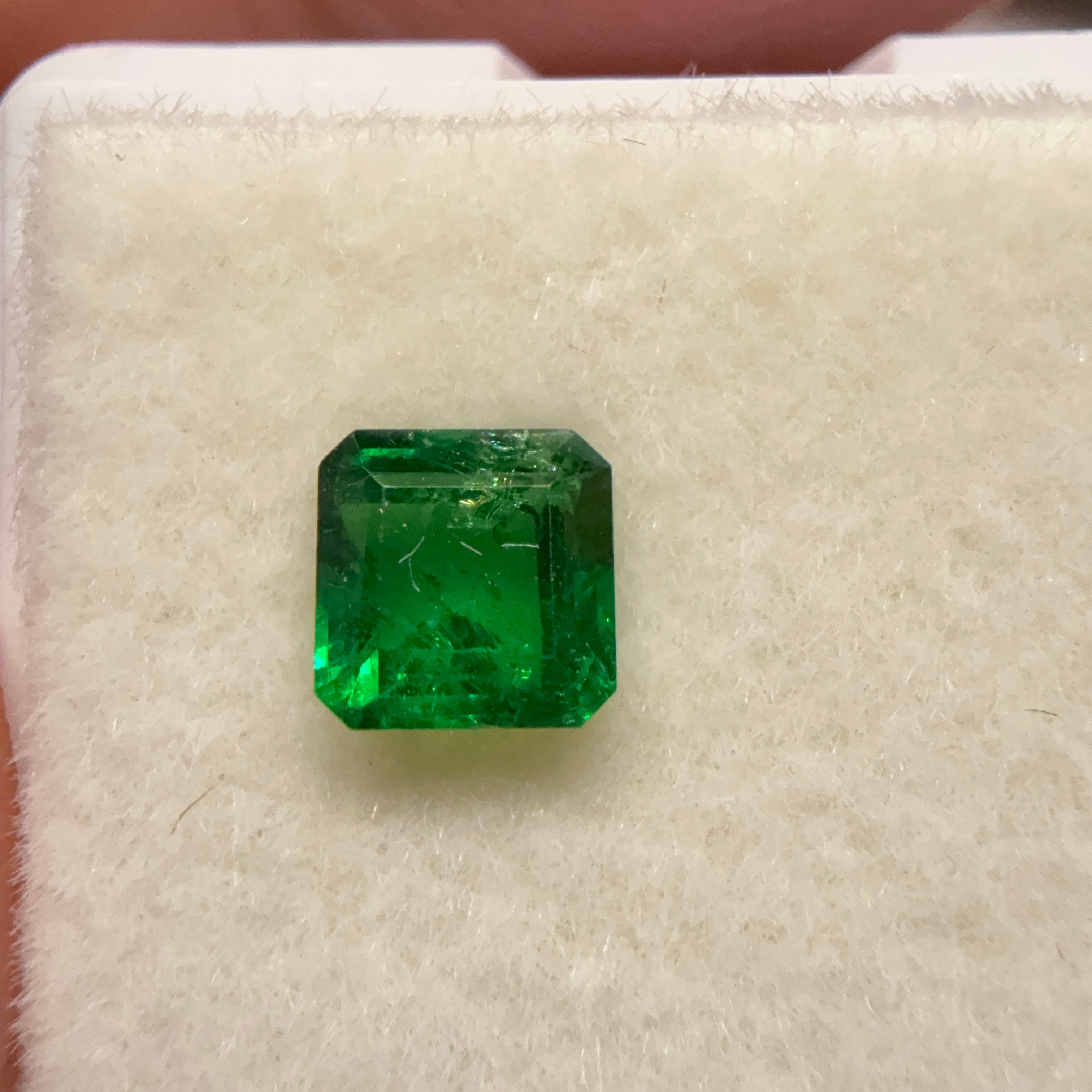 Tsavorite Garnet, 0.64ct, Kenya, Unheated Untreated, native cut.