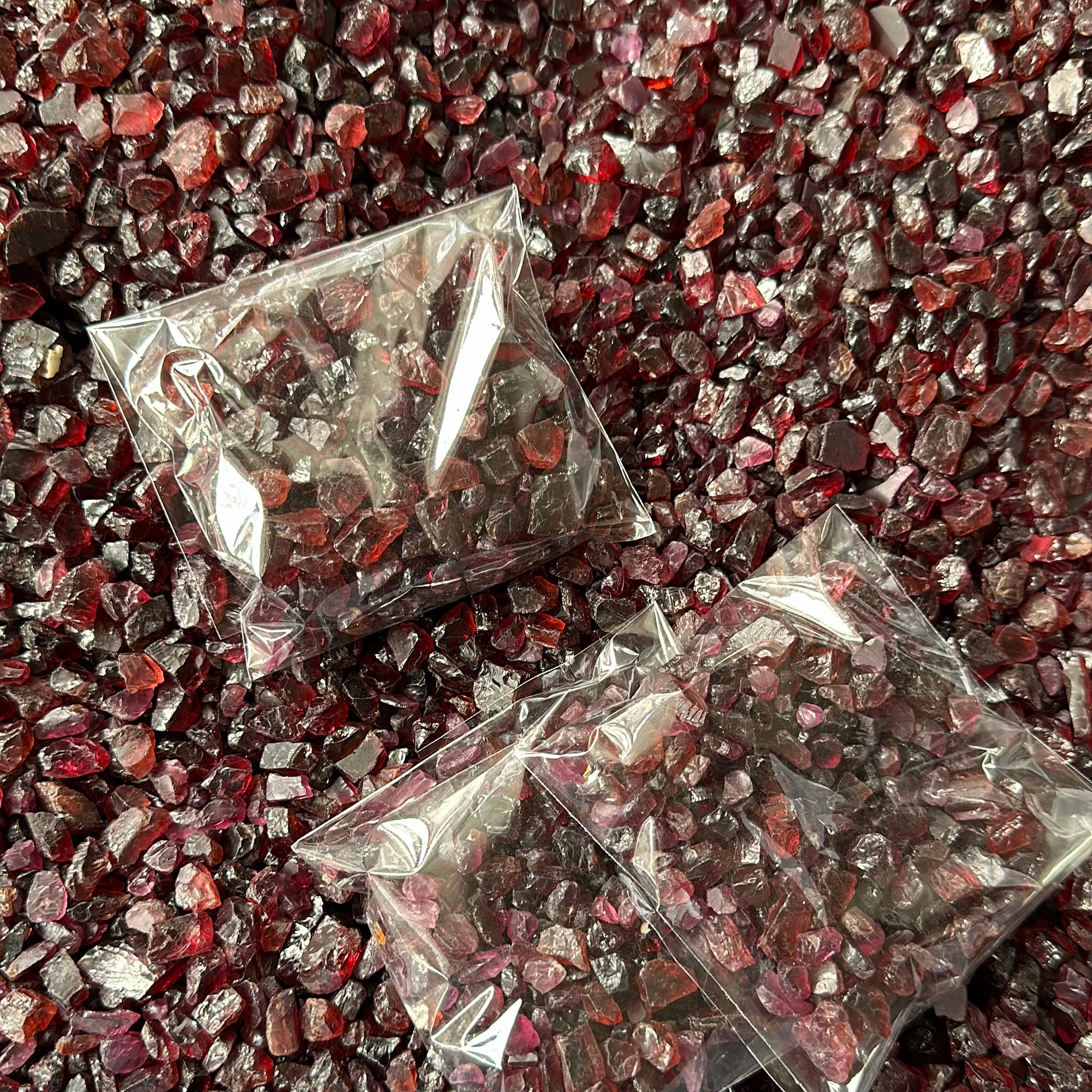 Garnet Bags, mixed 100gm bags of Garnets, Tanzania, Untreated Unheated, price per 100 gm bag