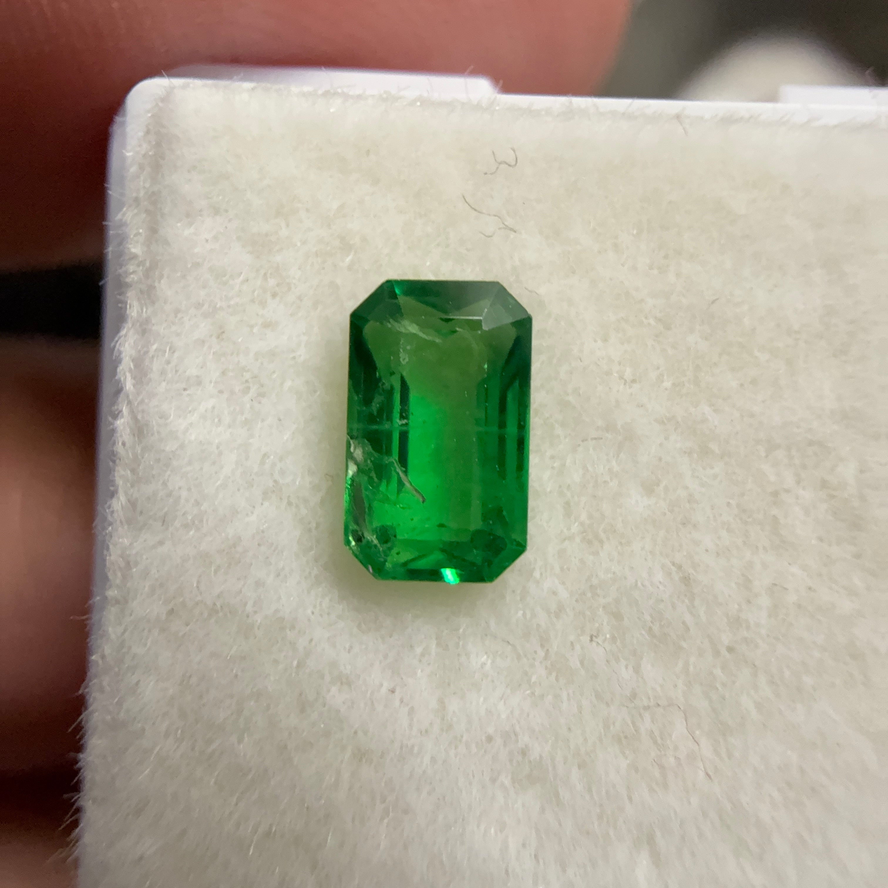 Tsavorite Garnet, 0.61ct, Kenya, Unheated Untreated, native cut.