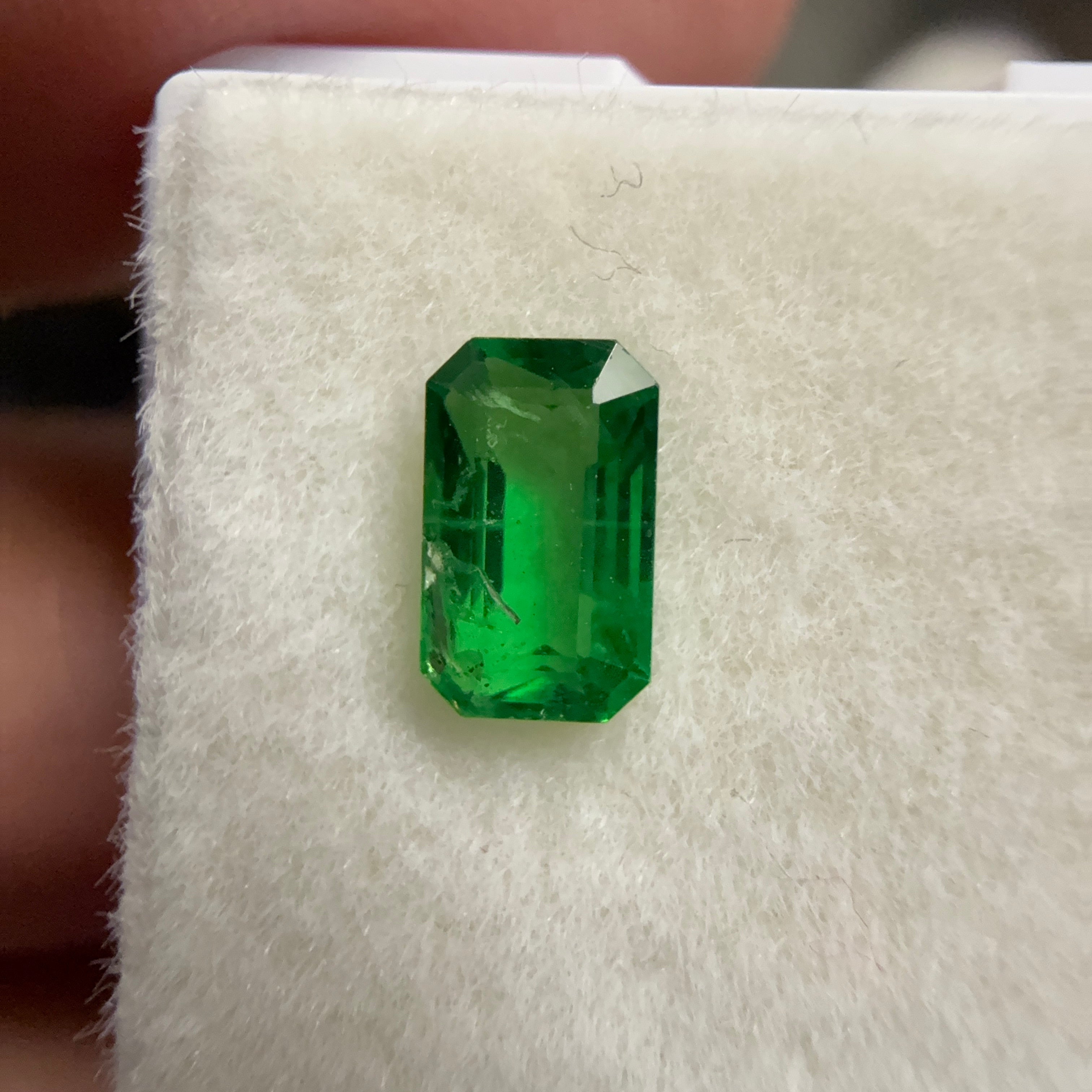 Tsavorite Garnet, 0.61ct, Kenya, Unheated Untreated, native cut.