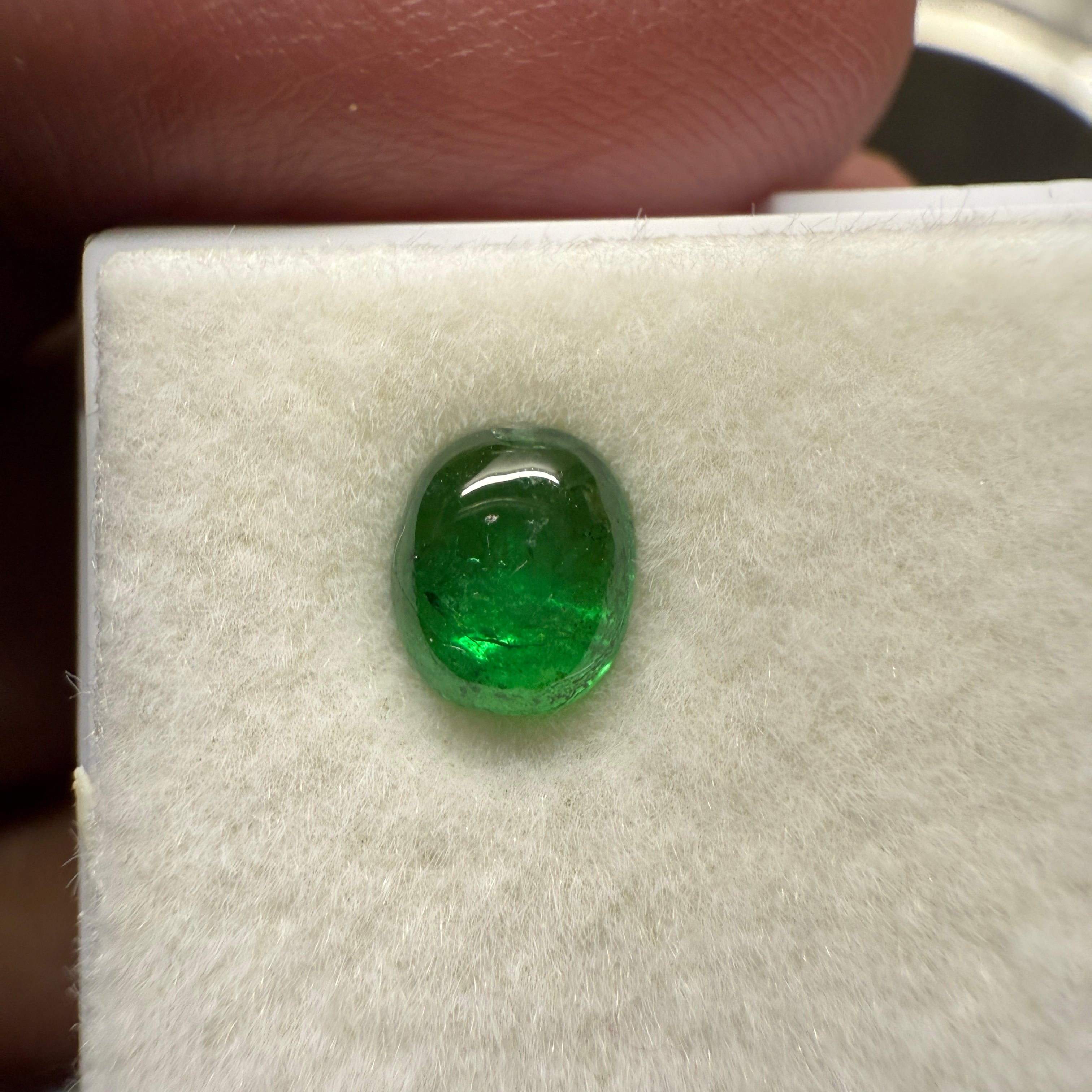 Tsavorite Garnet Cabochon, 1.19ct, Tanzania, Untreated, Unheated.