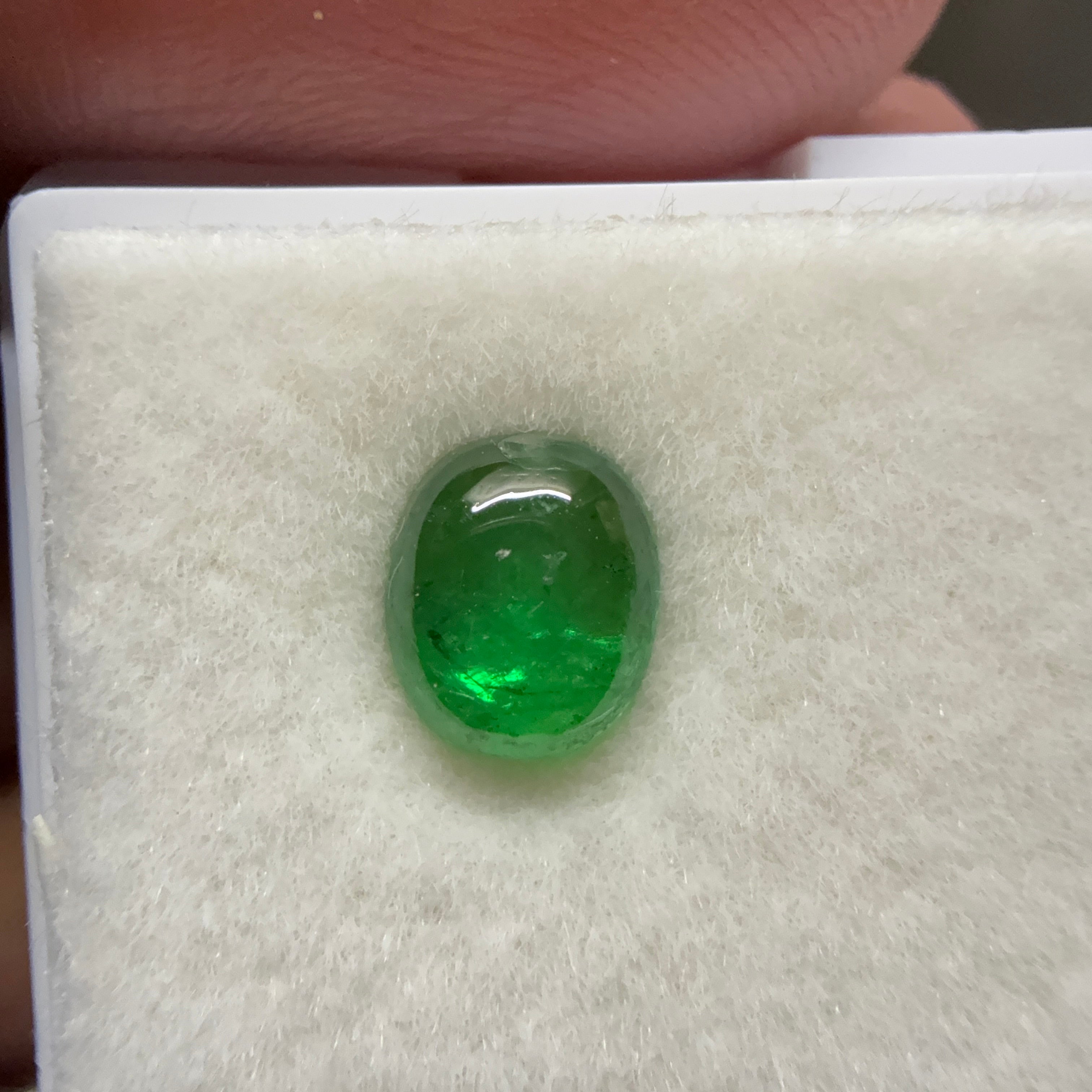 Tsavorite Garnet Cabochon, 1.19ct, Tanzania, Untreated, Unheated.