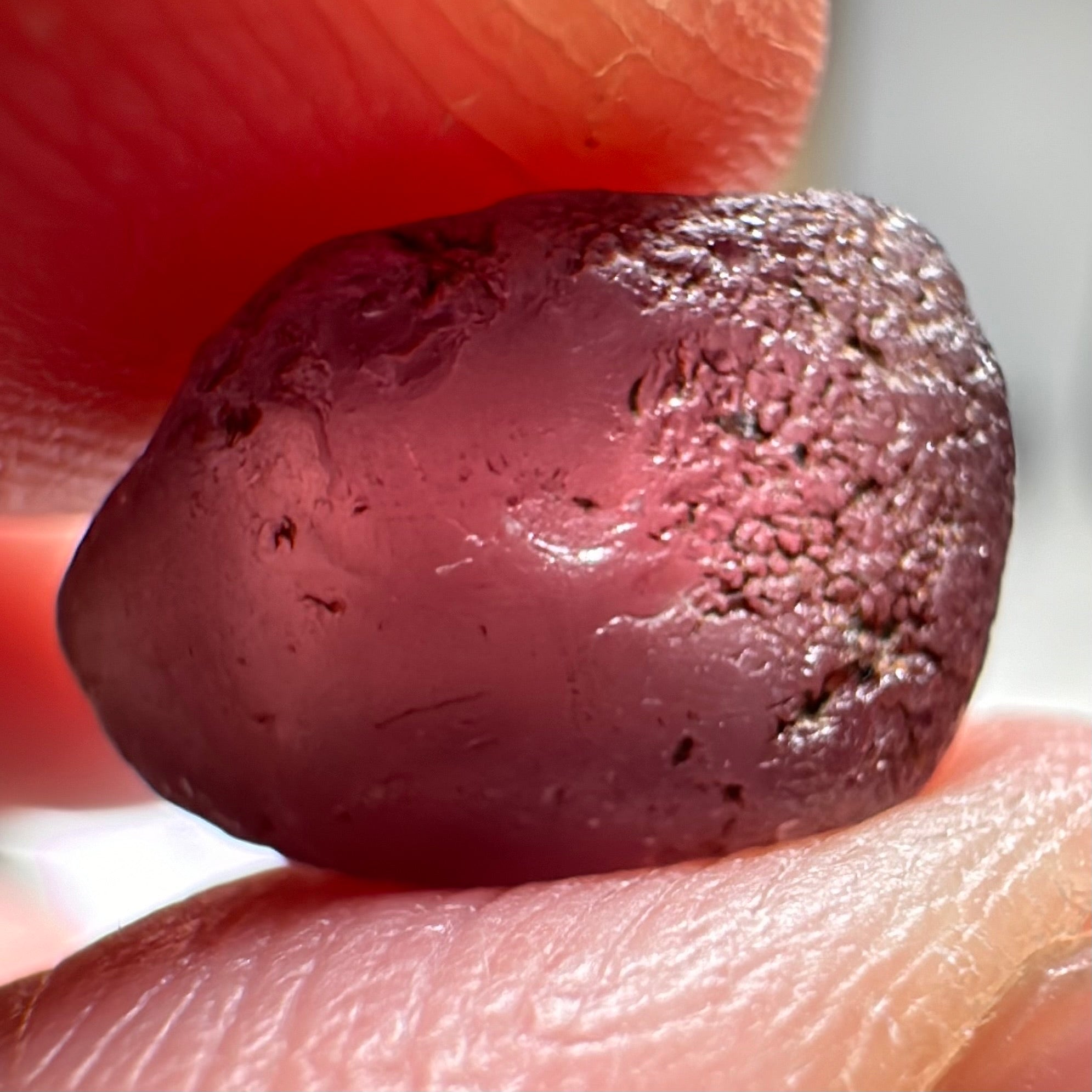 Malaya Garnet, 9.07ct, Tanzania. Silky, Untreated Unheated