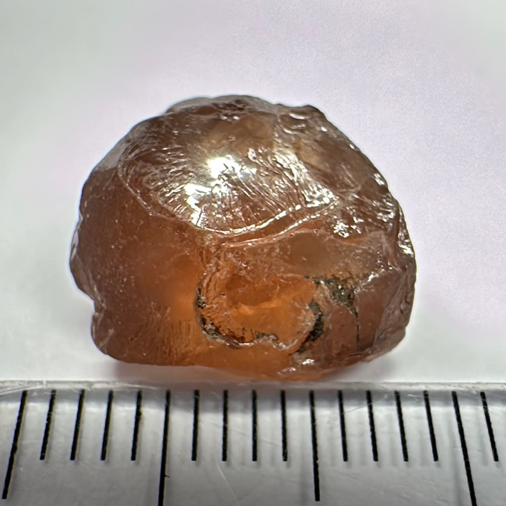 Peach Malaya Garnet, 8.40ct, vvs-if (no inclusions cracks or bubbles) with silk, Unheated Untreated, Umba Valley Tanzania. Shape is a little flat, see pictures to get the exact idea of depth