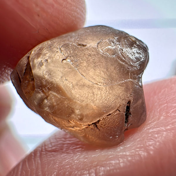 Malaya Garnet, 8.40ct, vvs-if (no inclusions cracks or bubbles) with silk, Unheated Untreated, Umba Valley Tanzania. Shape is a little flat, see pictures to get the exact idea of depth