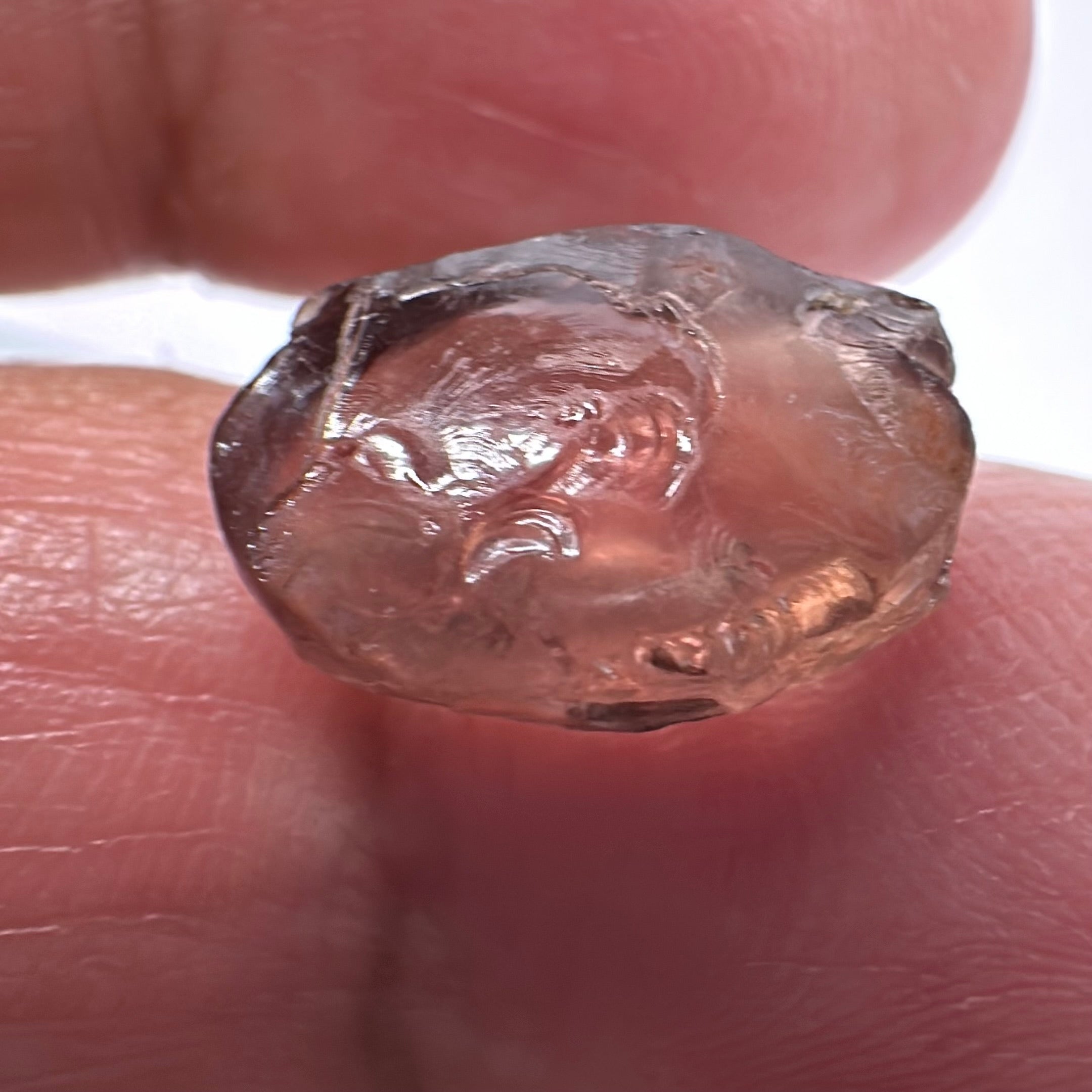 Peach Malaya Garnet, 6.37ct, silk that looks like an eye (see vid.) with a crystal inclusion on the side, flat stone , Unheated Untreated, Umba Valley Tanzania. See pictures to get the exact idea of depth