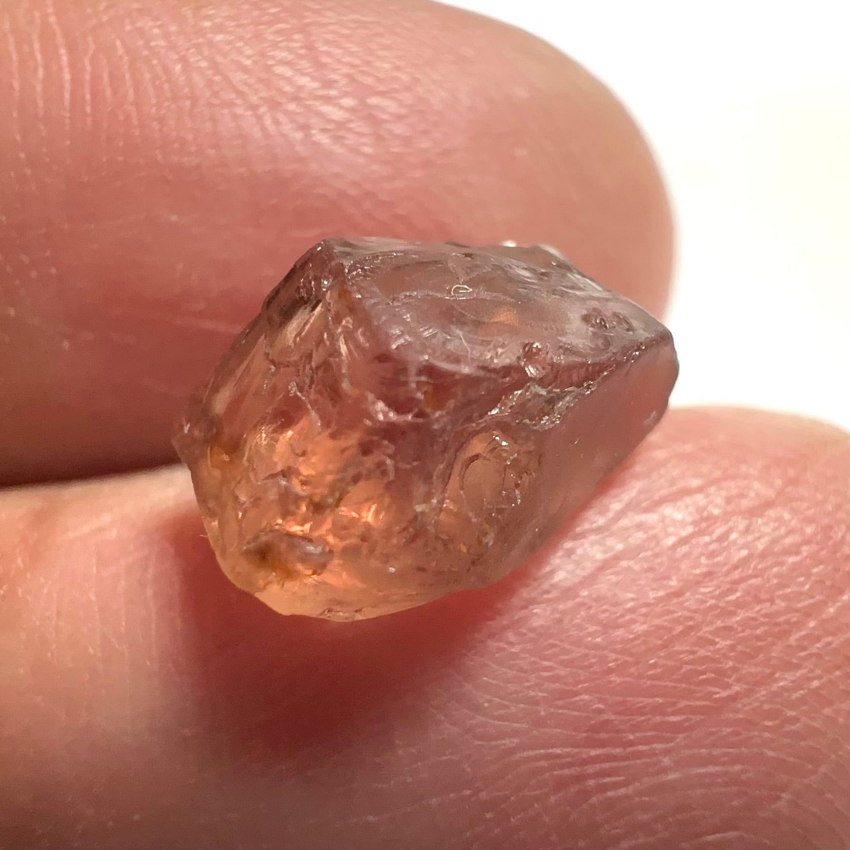 Peach Malaya Garnet, 4.95ct, vs-vvs, Unheated Untreated, Umba Valley Tanzania