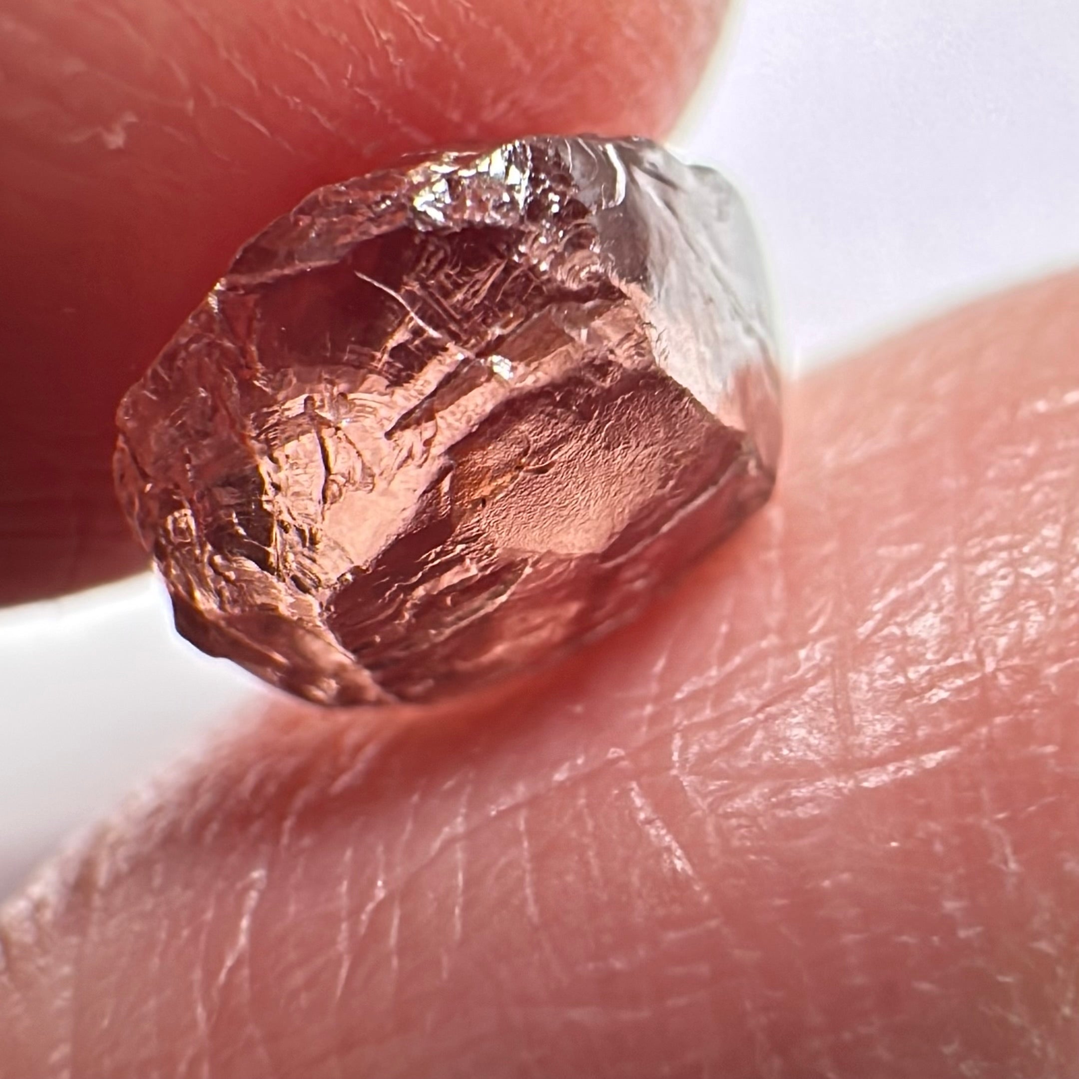 Peach Malaya Garnet, Colour Shifting, 3.81ct, vvs-if, Unheated Untreated, Umba Valley Tanzania