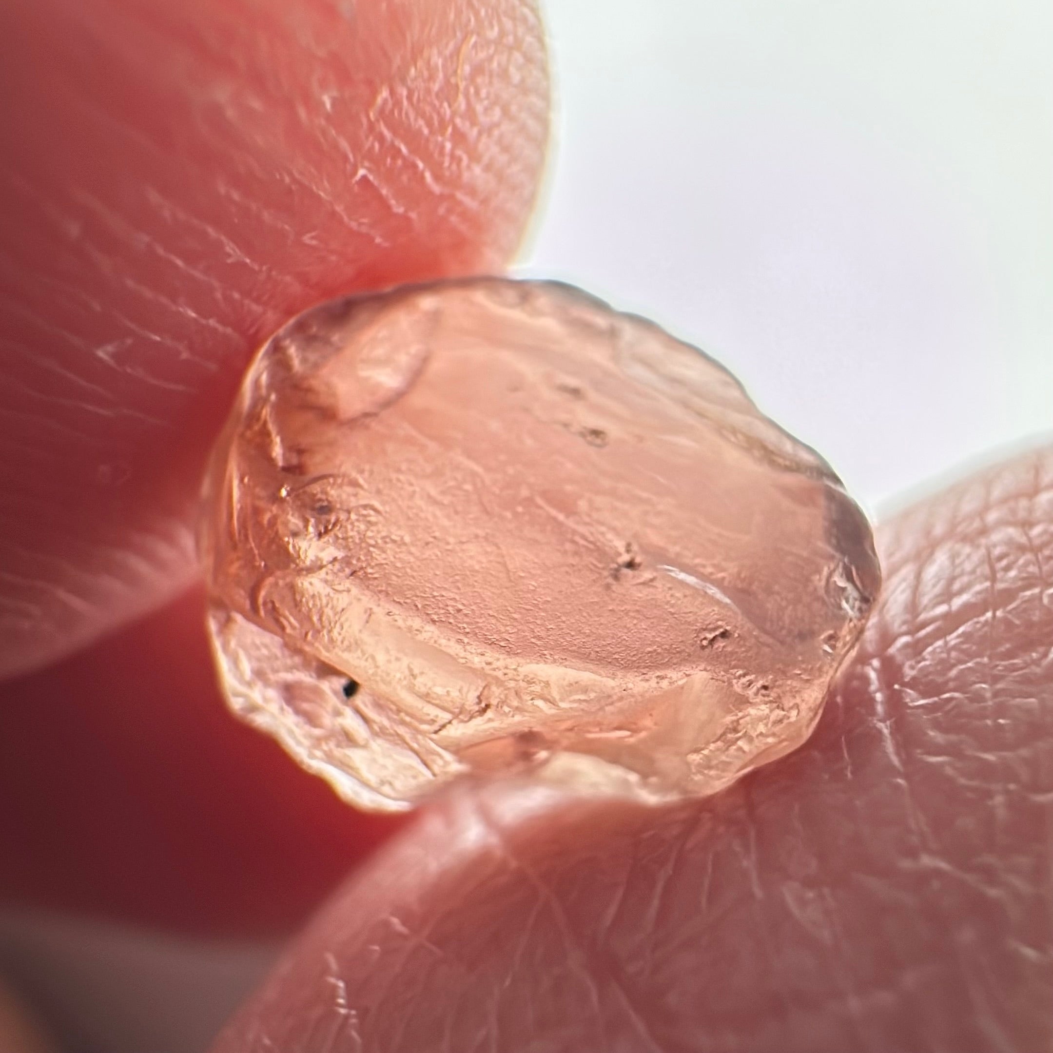 Peach Malaya Garnet, 4.51ct, vvs-if but flattish, Unheated Untreated, Umba Valley Tanzania