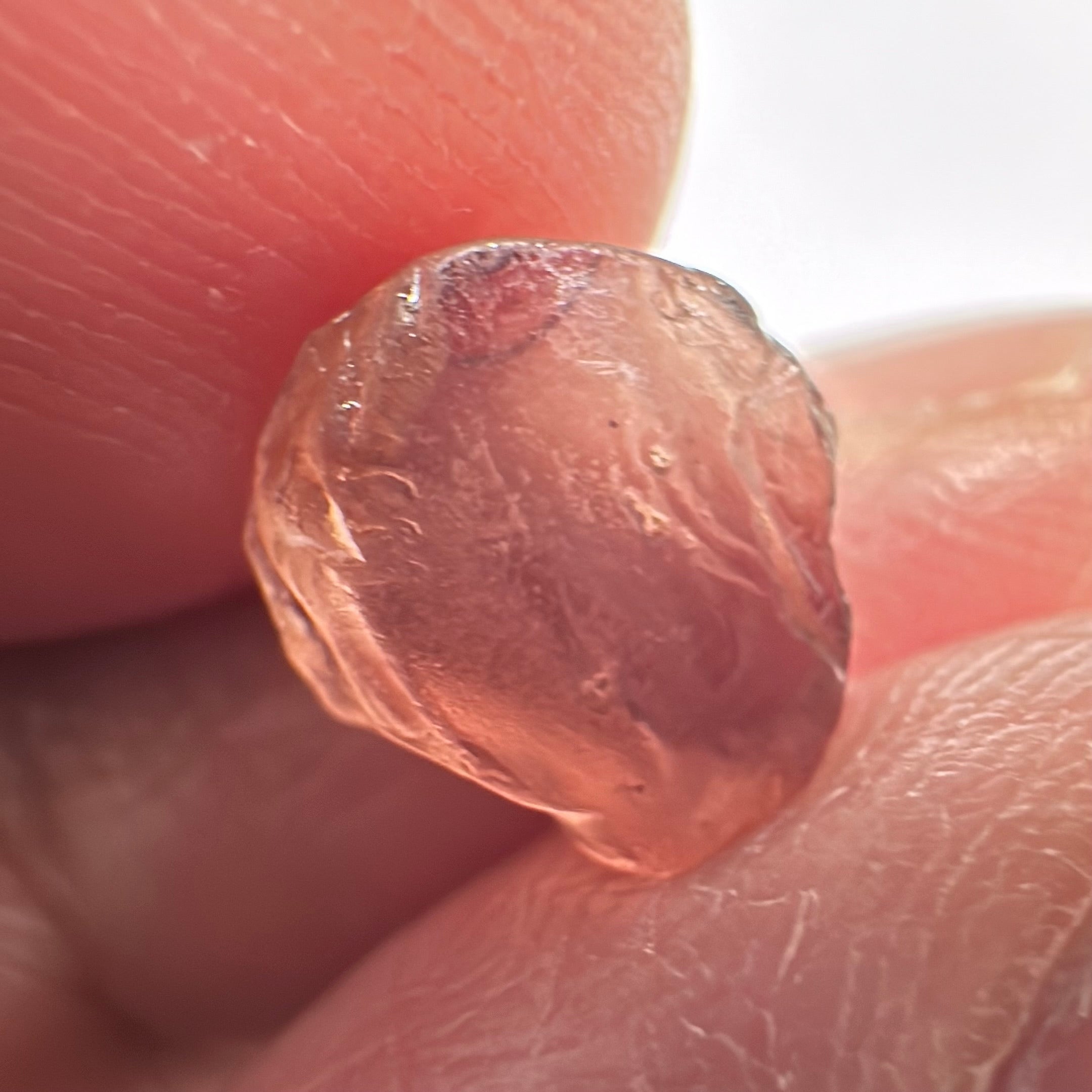 Peach Malaya Garnet, 4.51ct, vvs-if but flattish, Unheated Untreated, Umba Valley Tanzania