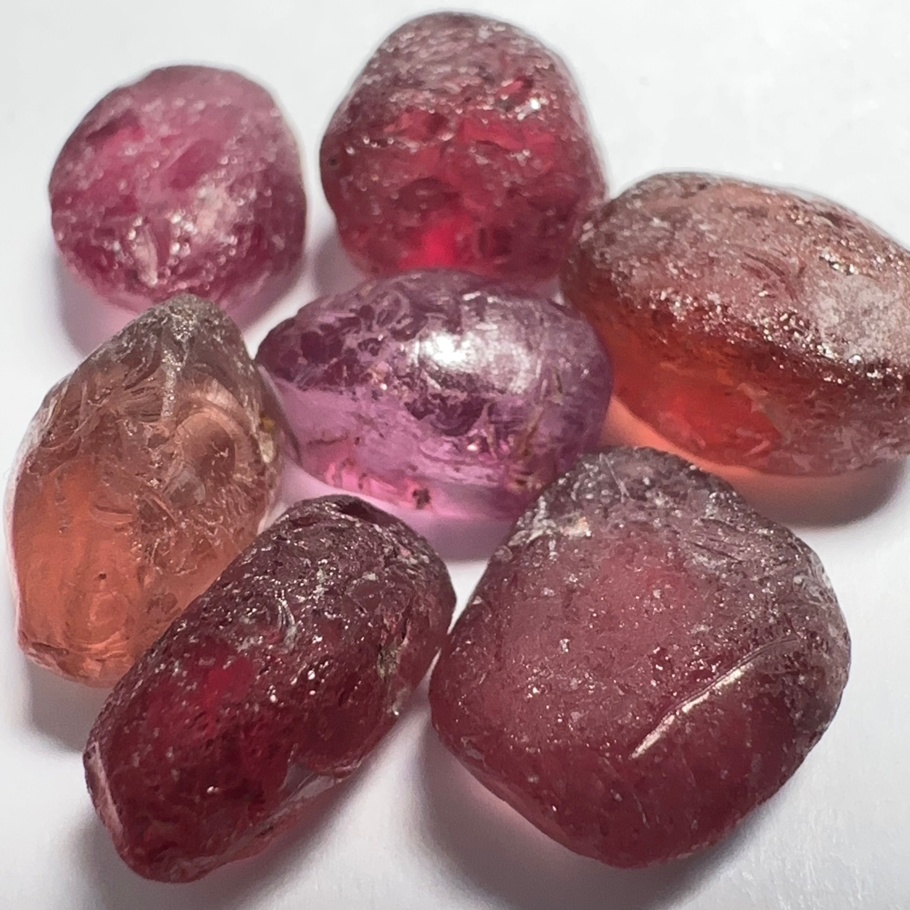 Mahenge Garnet Lot, 30.47ct, 7pcs lot, 4.35ct average. 1 pc flat shape, vs-vvs, Unheated Untreated, Tanzania