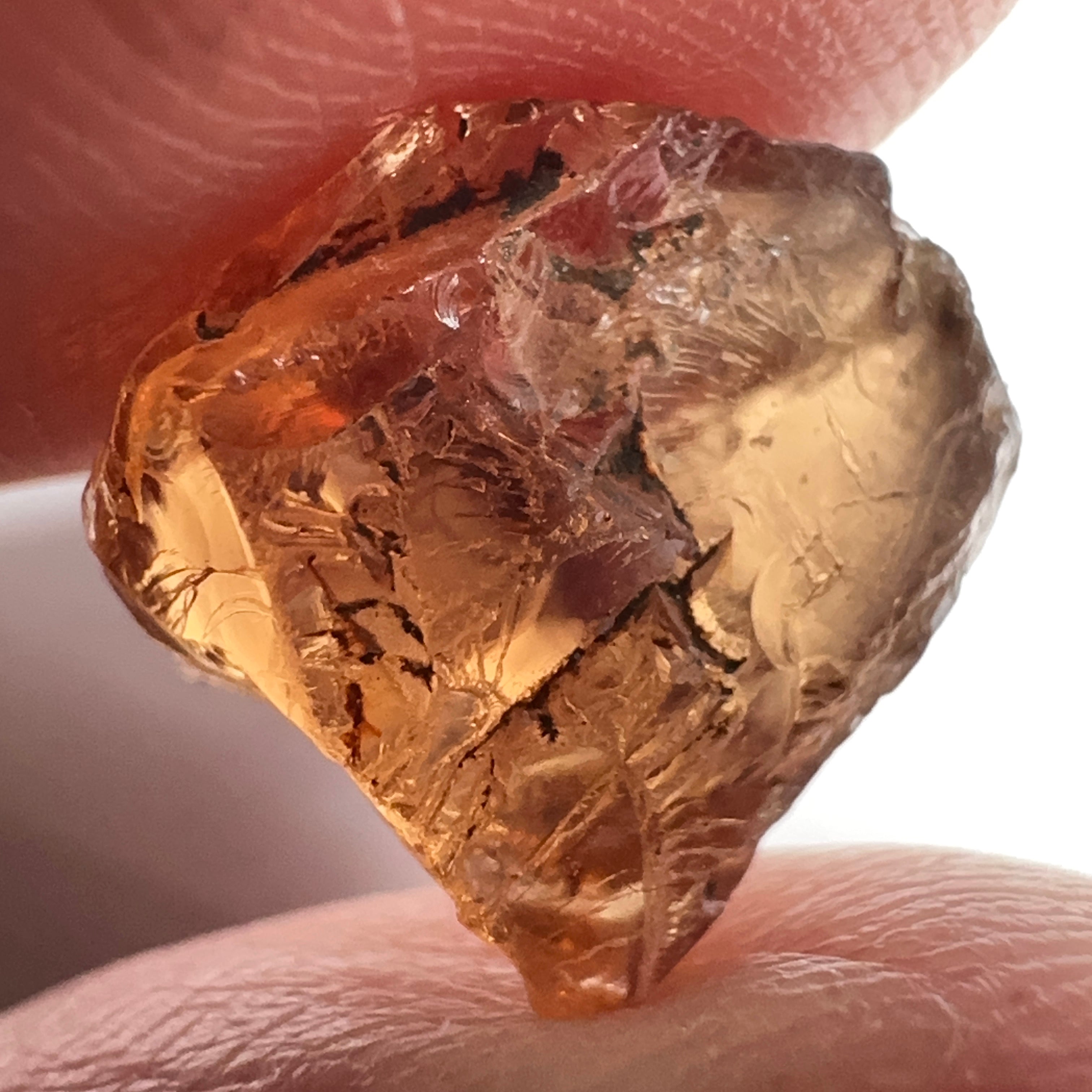 Peach Malaya Garnet, 9.53ct, vvs, slight silk but complicated shape, see pictures,  Unheated Untreated, Umba Valley Tanzania