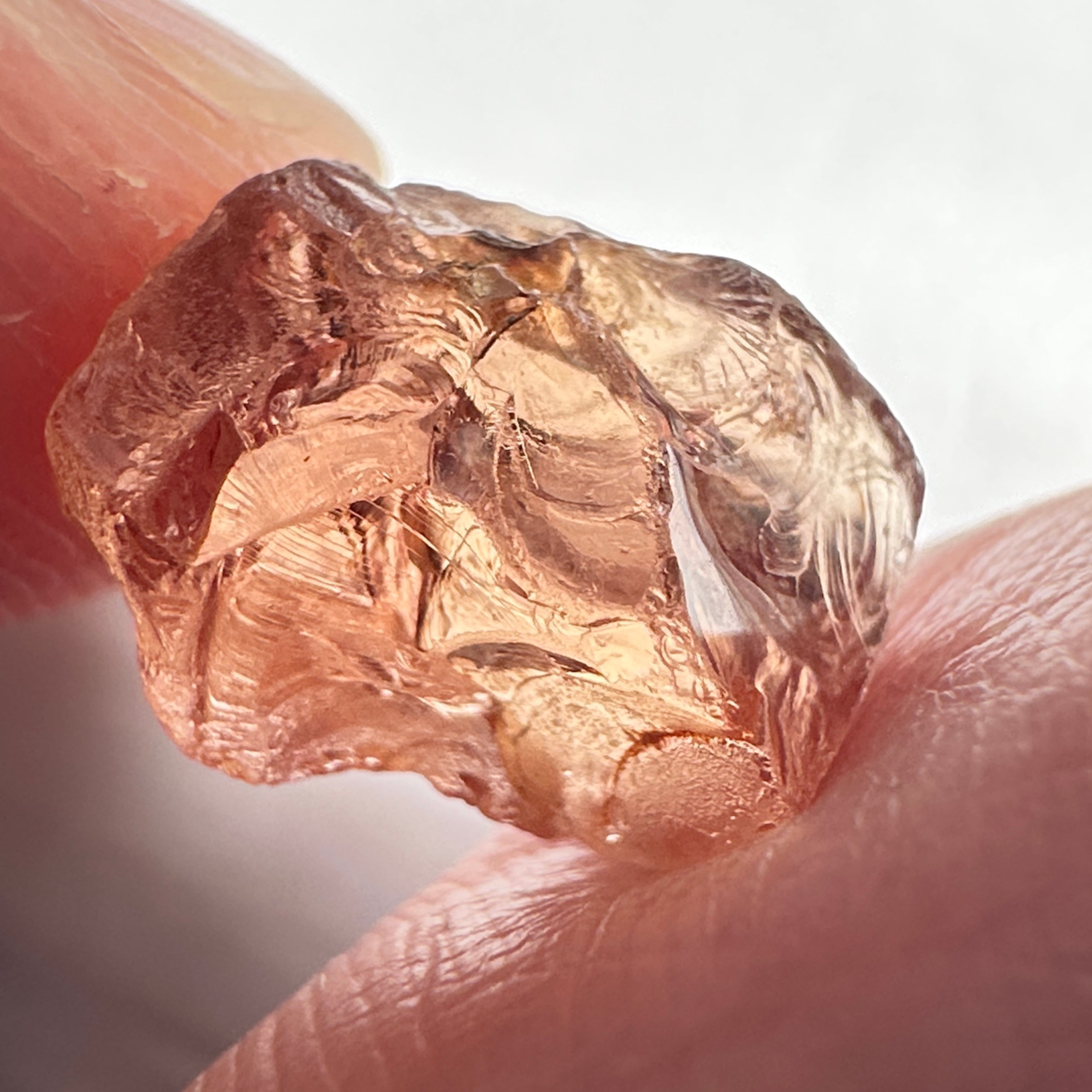 Peach Malaya Garnet, 5.97ct, vvs-if with slight crack on skin, challenging shape, Unheated Untreated, Umba Valley Tanzania