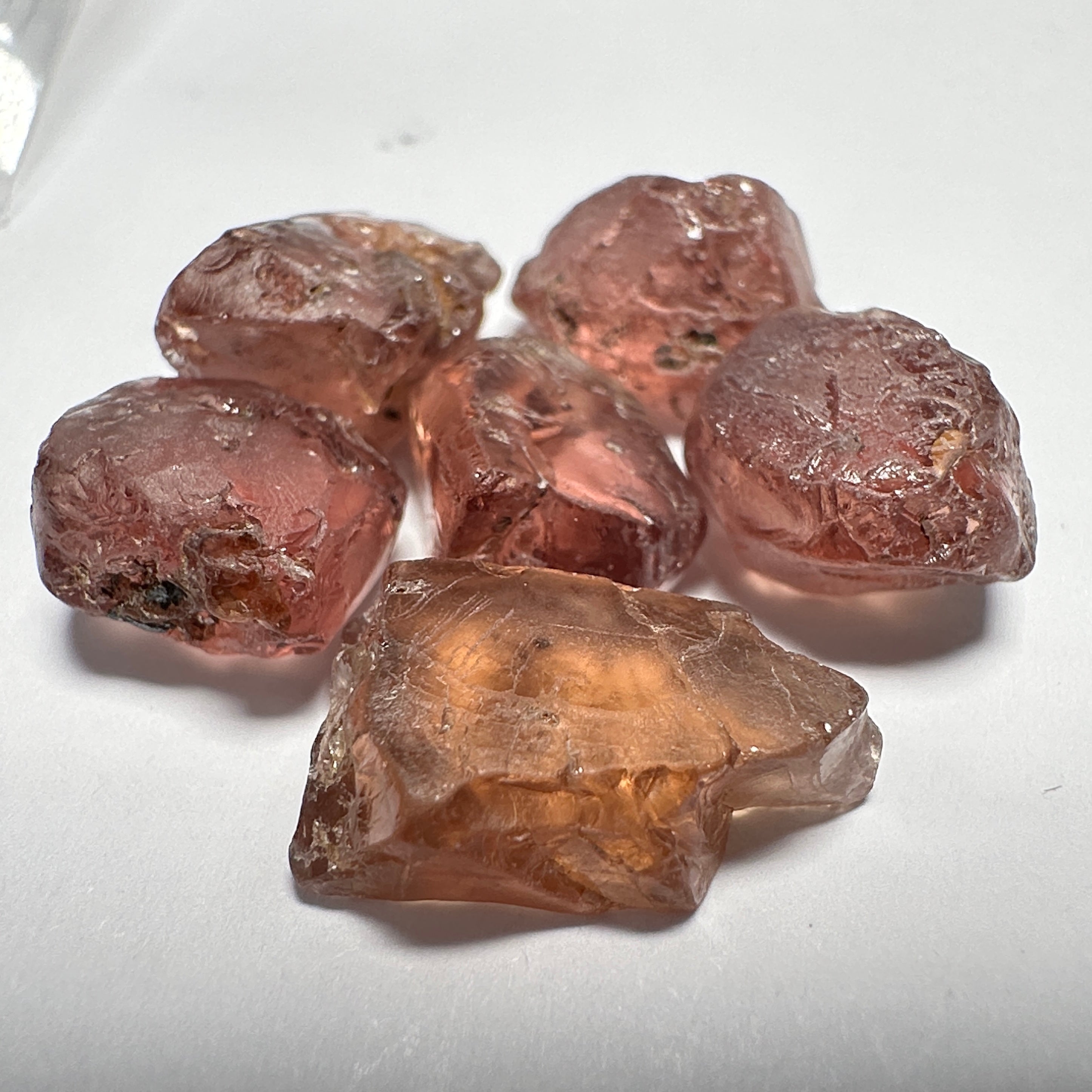 Peach Malaya Garnet Lot, 35.73ct, 6pcs lot, 5.99ct average. All stones have spots so if you don’t mind cutting with spots then this is for you. Unheated Untreated, Tanzania