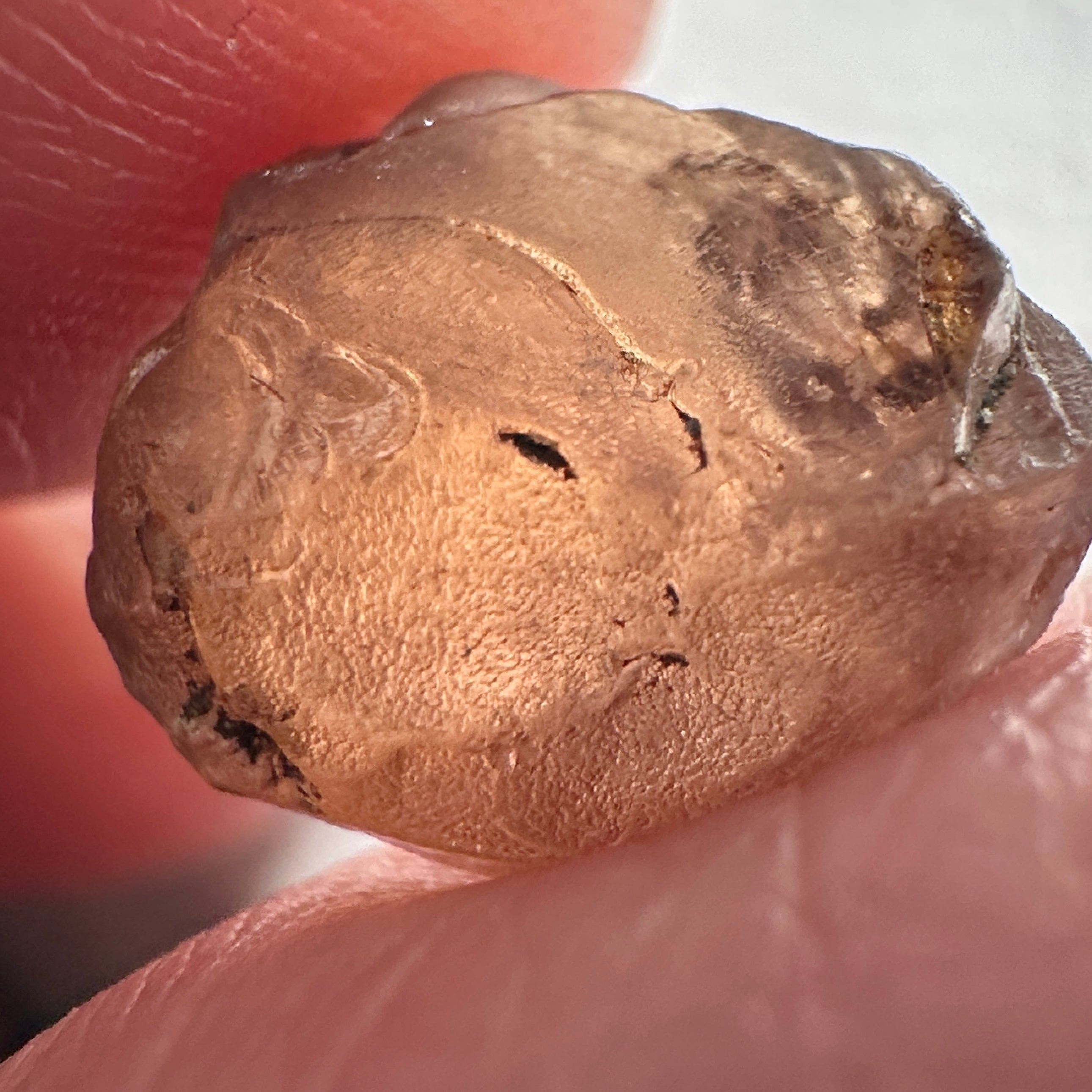 Peach Malaya Garnet, 8.40ct, vvs-if (no inclusions cracks or bubbles) with silk, Unheated Untreated, Umba Valley Tanzania. Shape is a little flat, see pictures to get the exact idea of depth