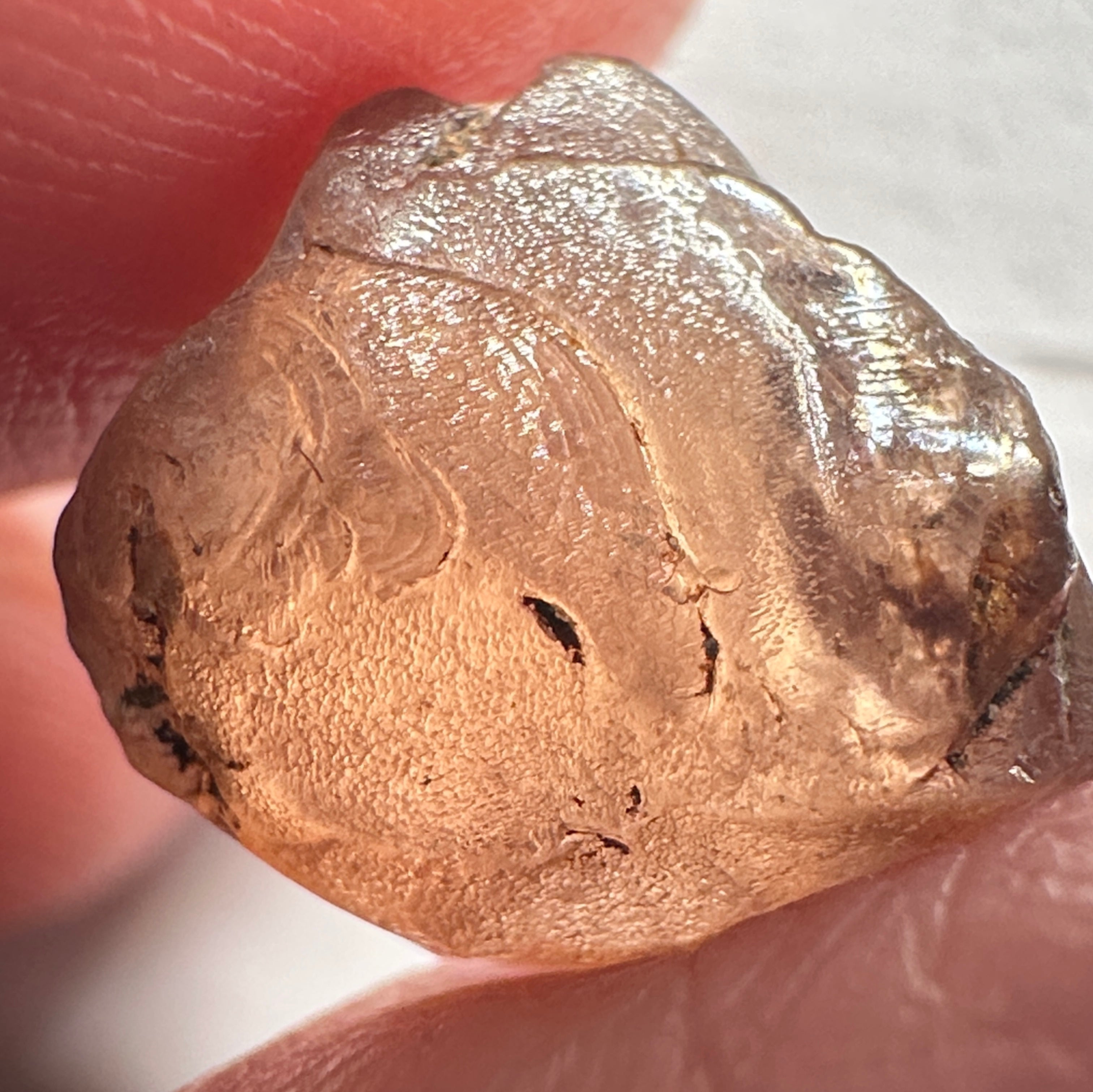 Peach Malaya Garnet, 8.40ct, vvs-if (no inclusions cracks or bubbles) with silk, Unheated Untreated, Umba Valley Tanzania. Shape is a little flat, see pictures to get the exact idea of depth