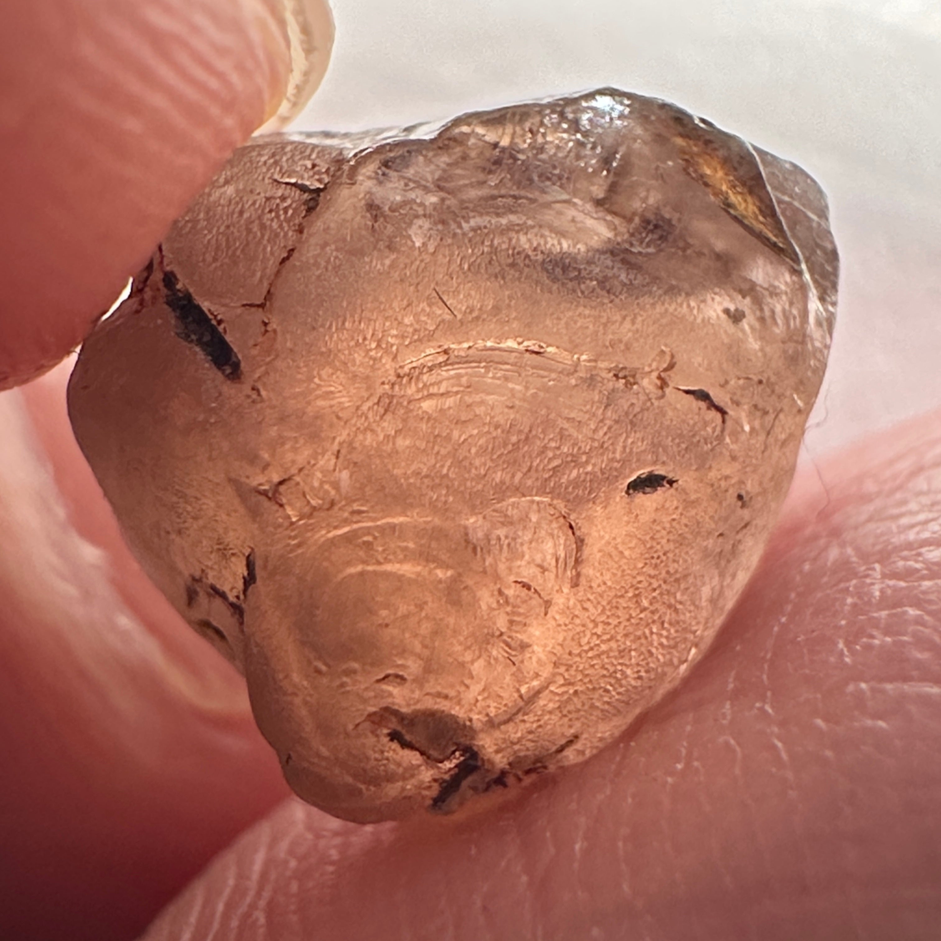 Peach Malaya Garnet, 8.40ct, vvs-if (no inclusions cracks or bubbles) with silk, Unheated Untreated, Umba Valley Tanzania. Shape is a little flat, see pictures to get the exact idea of depth